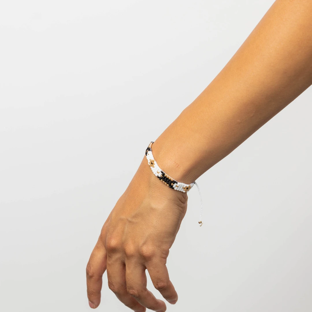 Rosa Seed Bead Bracelet by Upavim Crafts