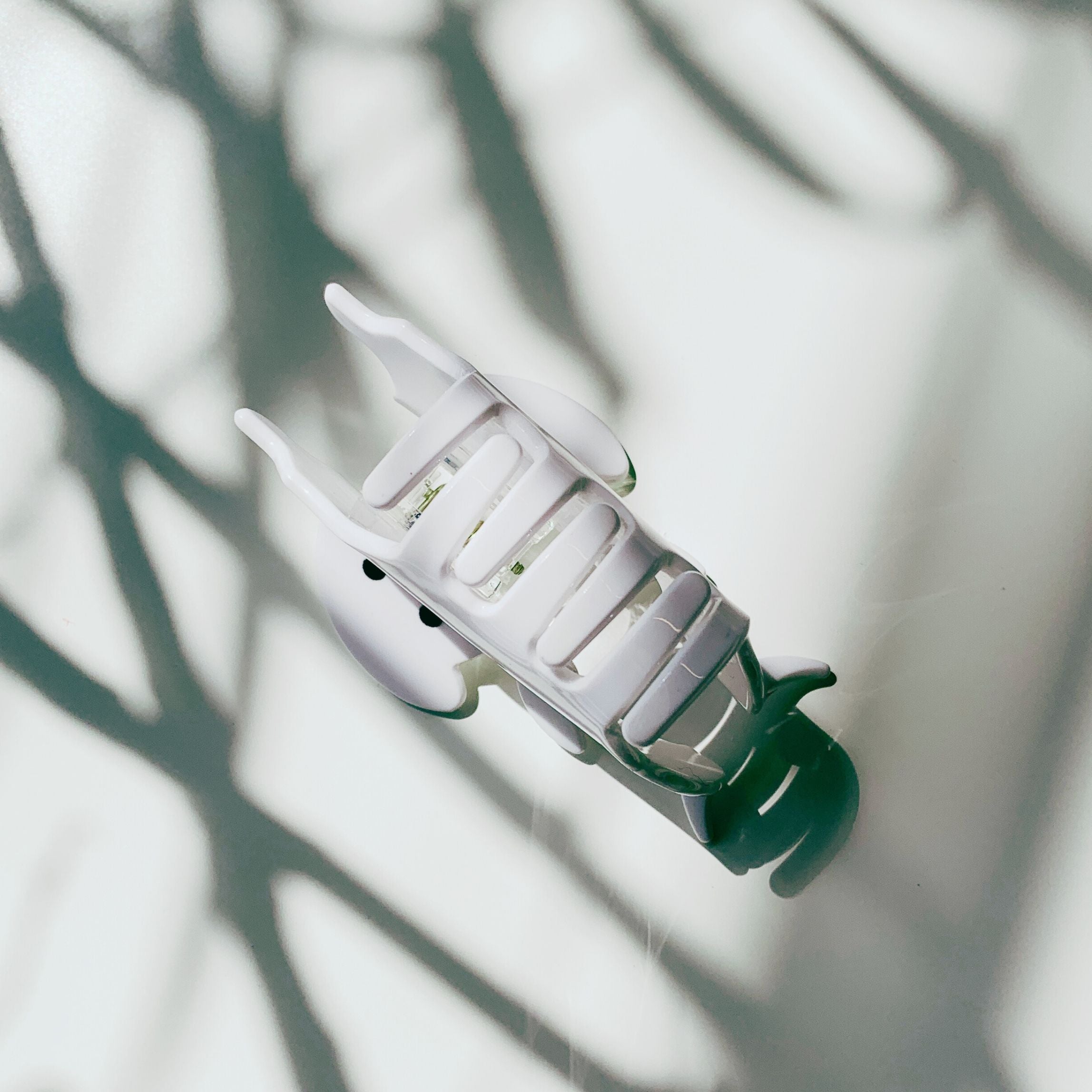 Velvet Claws "Ghost Go Fly" Hair Clip