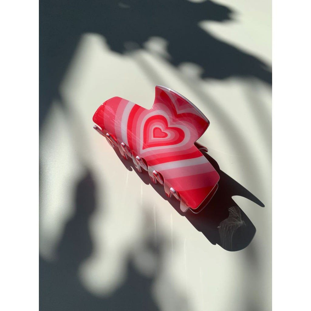 Velvet Claws Hair Clip | The Foxy in True Love Red Hair Claw