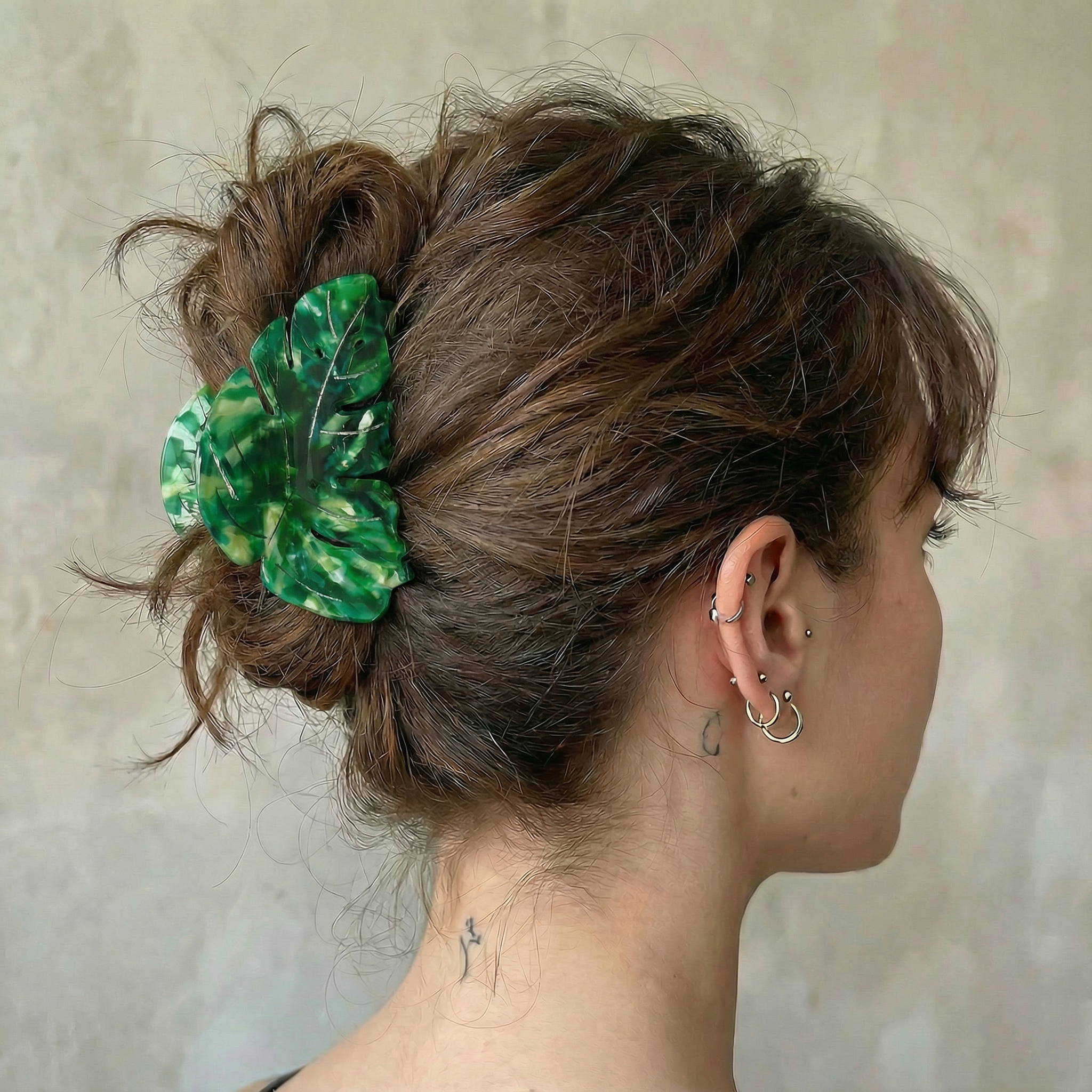 Velvet Claws Monstera Leaf Hair Claw