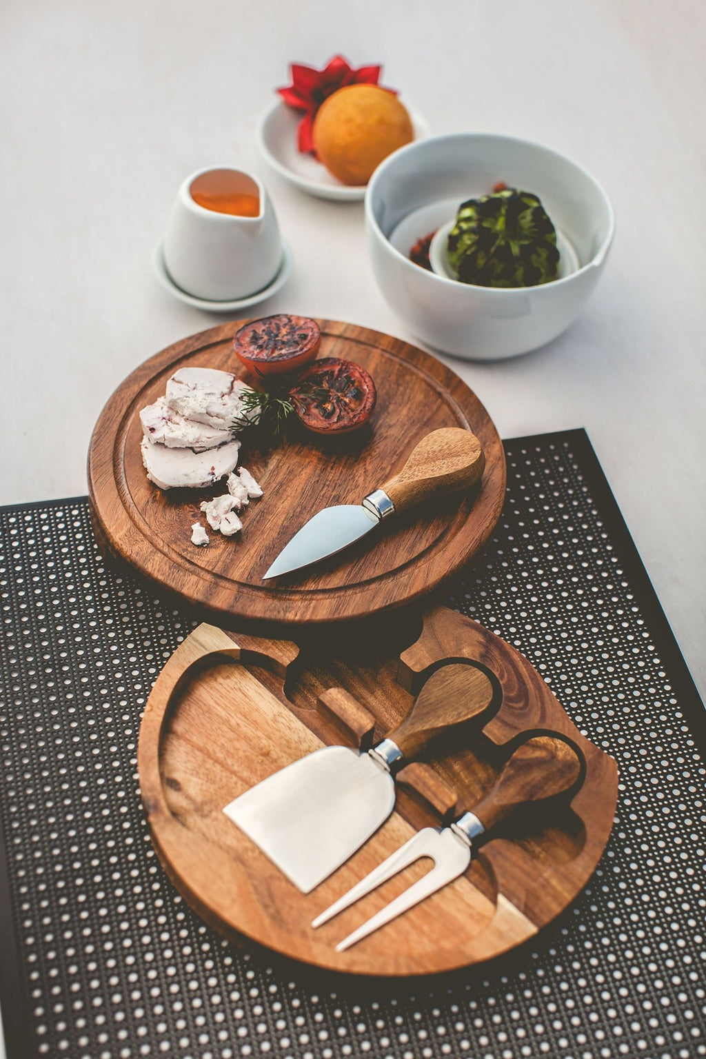 Acacia Brie Cheese Cutting Board & Tools Set Core La Vie Bien Acacia Brie Cheese Cutting Board & Tools Set