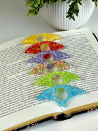 Acrylic Page Holder – Crescent Shape Glitter Thumb Book Holder for Comfortable Reading Page Holder La Vie Bien Acrylic Page Holder – Crescent Shape Glitter Thumb Book Holder for Comfortable Reading
