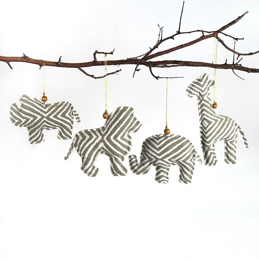 African Animals Ornaments - Set of 4 La Vie Bien African Animals Ornaments - Set of 4