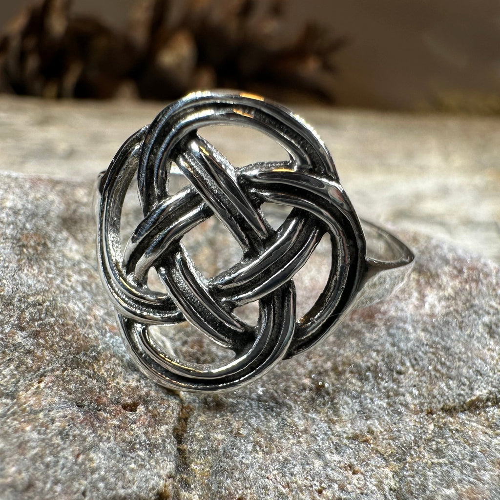 Ailre Celtic Knot Ring in Sterling Silver Ring La Vie Bien Ailre Celtic Knot Ring in Sterling Silver