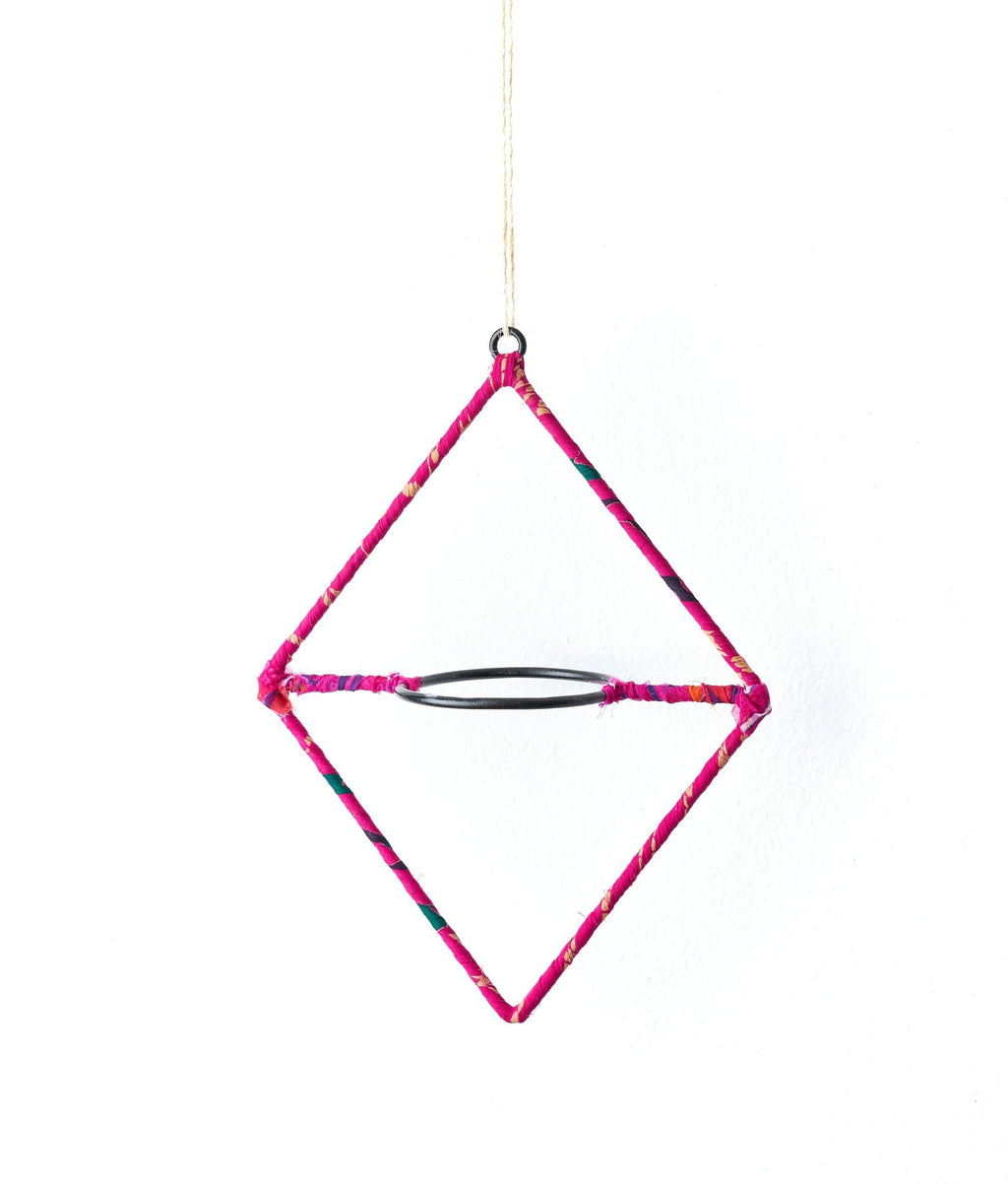 Air Element Diamond Hanging Planter with Terracotta Pot