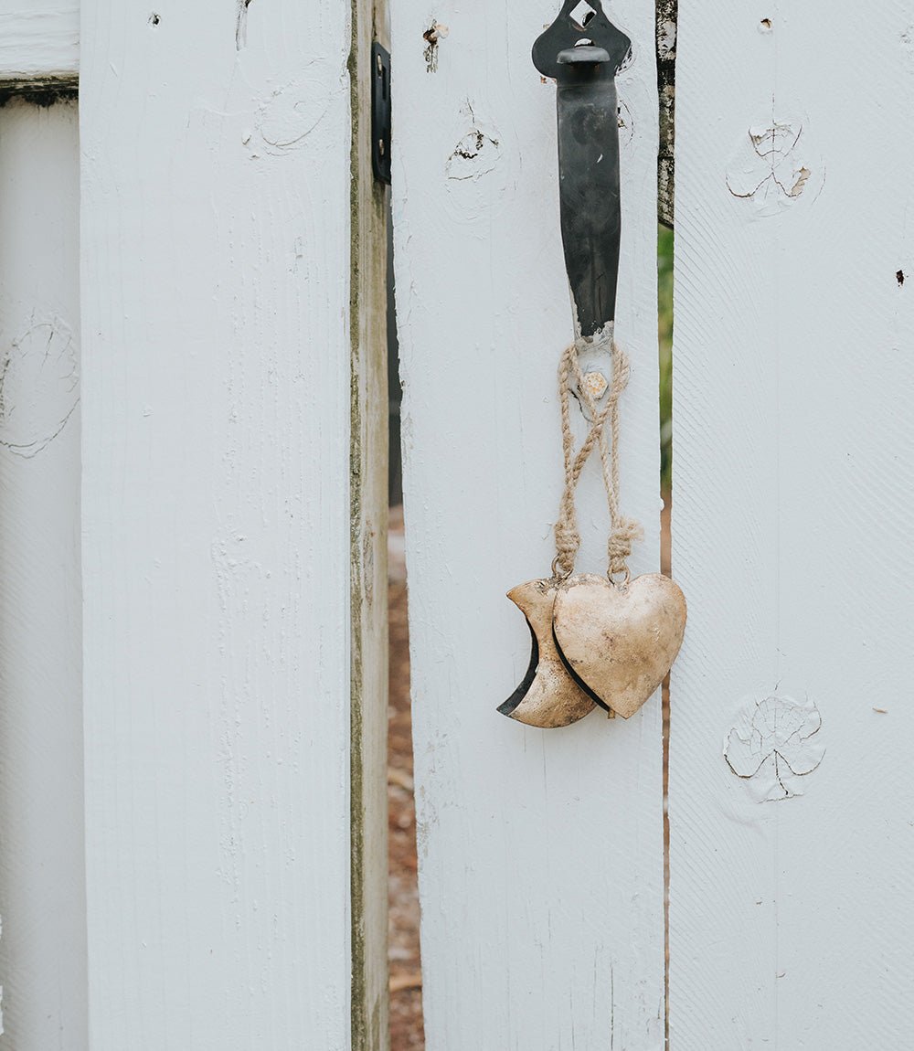 Alaya Heart Wind Chime - Rustic Bell HME stock line La Vie Bien Alaya Heart Wind Chime - Rustic Bell