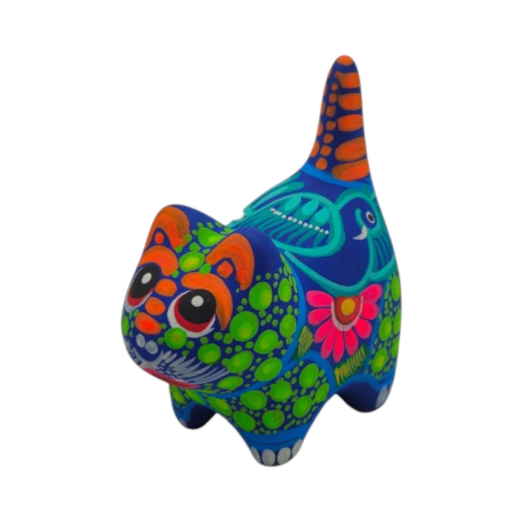 Alebrije Cat Figurine | Hand-Painted Ceramic Artwork Talavera Figurine La Vie Bien Alebrije Cat Figurine | Hand-Painted Ceramic Artwork