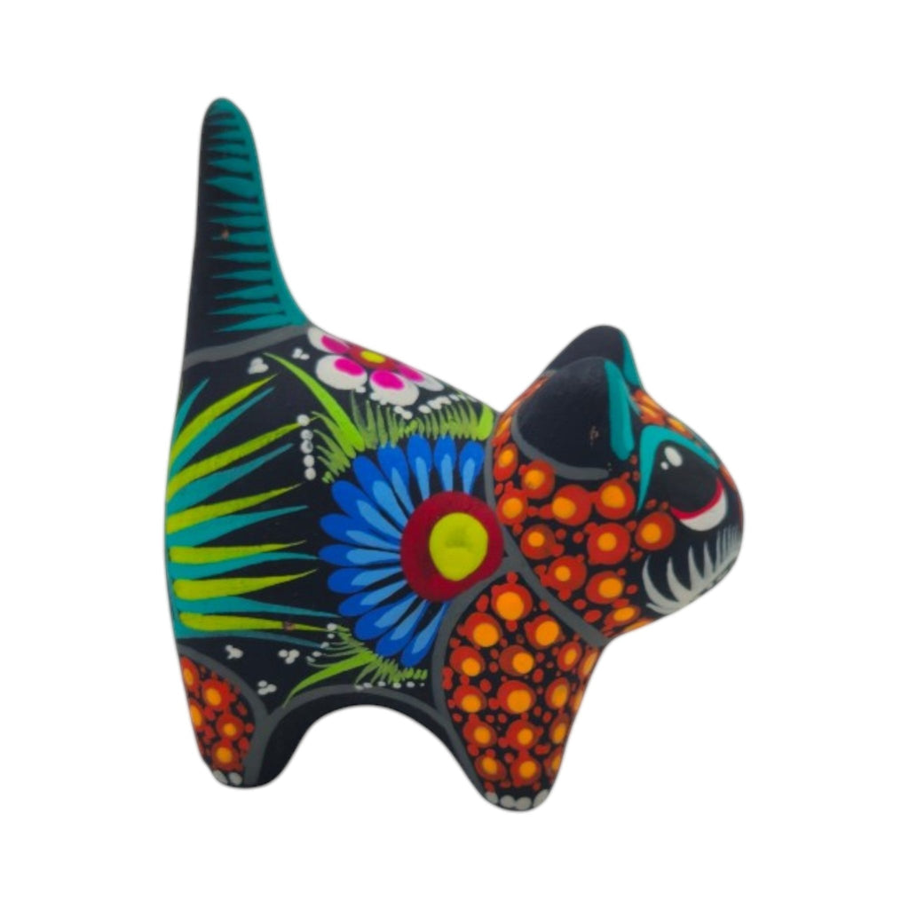 Alebrije Cat Figurine | Hand-Painted Ceramic Artwork Talavera Figurine La Vie Bien Alebrije Cat Figurine | Hand-Painted Ceramic Artwork