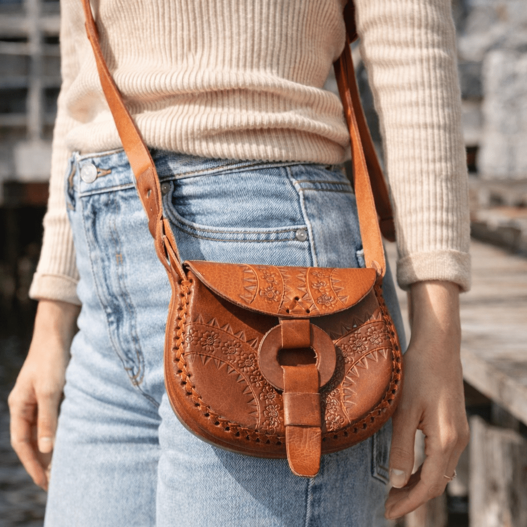 Alicia Leather Crossbody Stamped Purse - Mexico Bags La Vie Bien Alicia Leather Crossbody Stamped Purse - Mexico