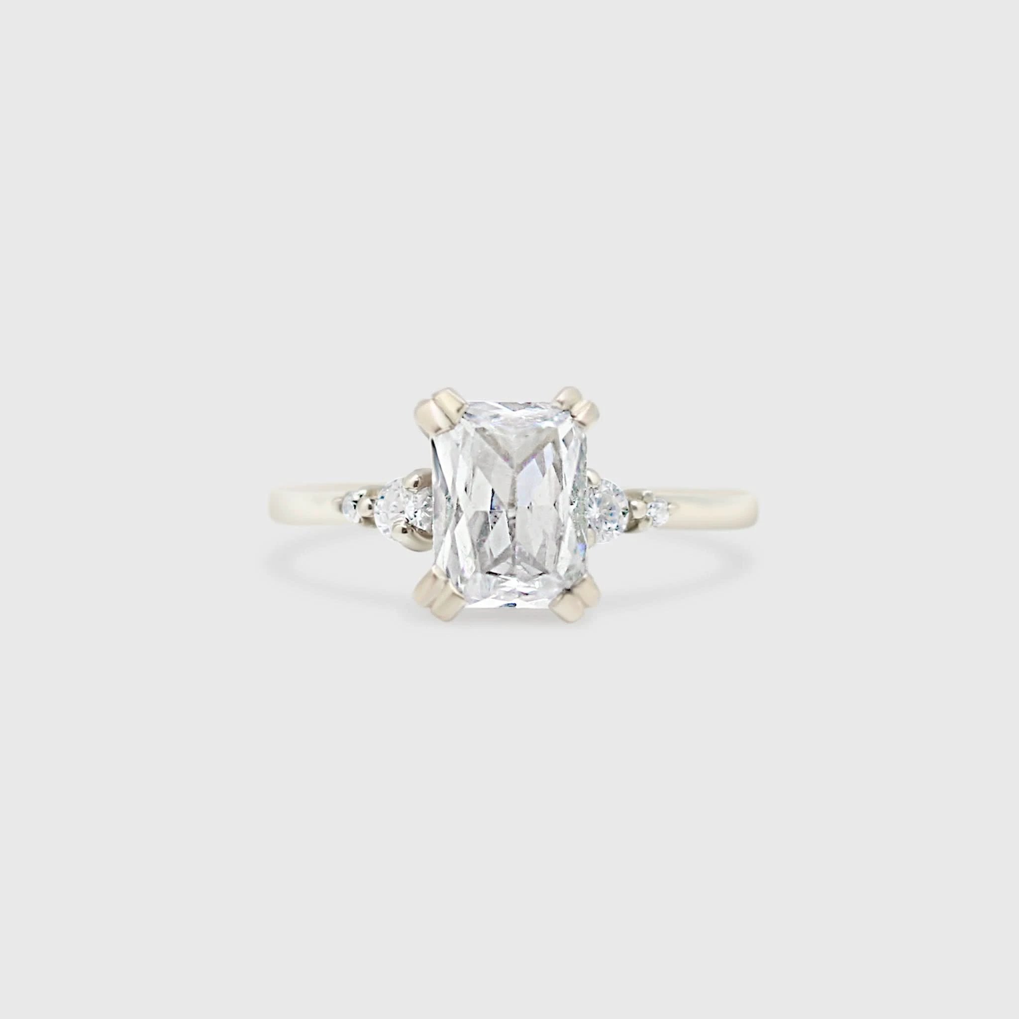 "Annie" Ring - Moissanite Collection