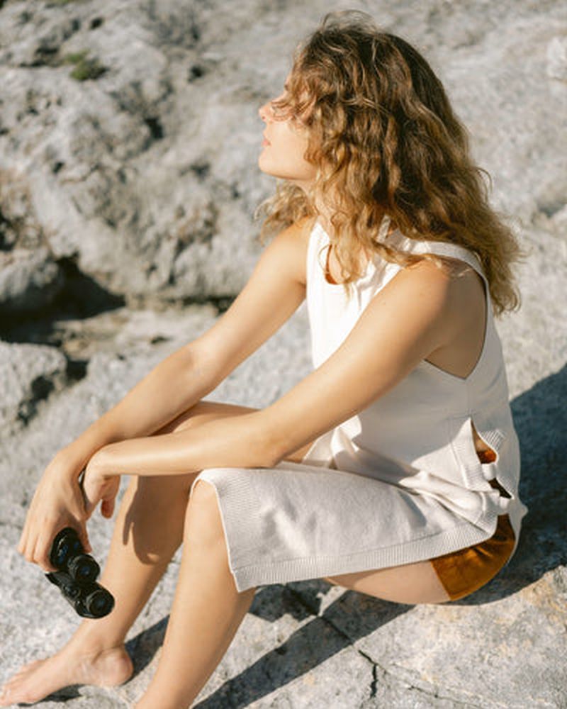 Anywear Open Side Tunic - Available in Two Colors Apparel La Vie Bien Anywear Open Side Tunic - Available in Two Colors