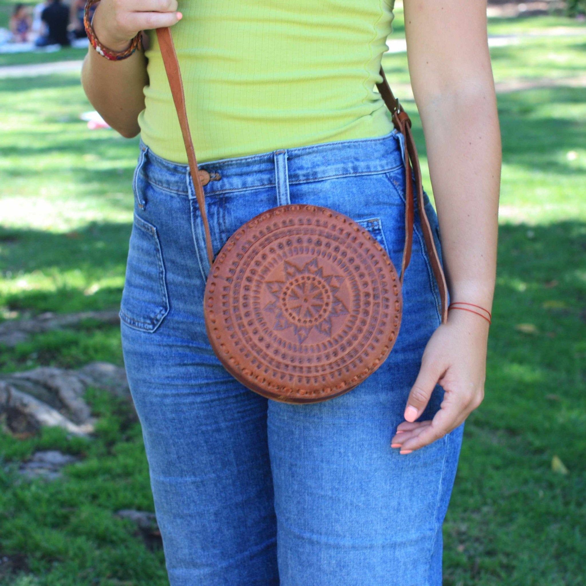 Aria Round Canteen Leather Purse - Mexico Bags La Vie Bien Aria Round Canteen Leather Purse - Mexico