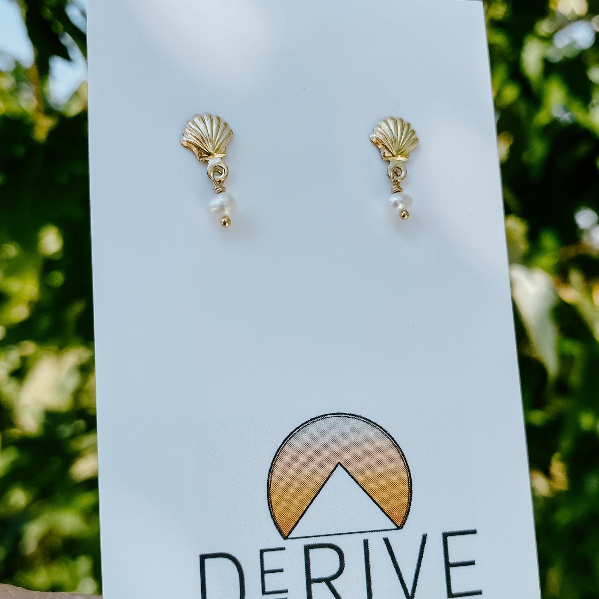 Ariel Sea Shell Stud Earrings Earrings La Vie Bien Ariel Sea Shell Stud Earrings