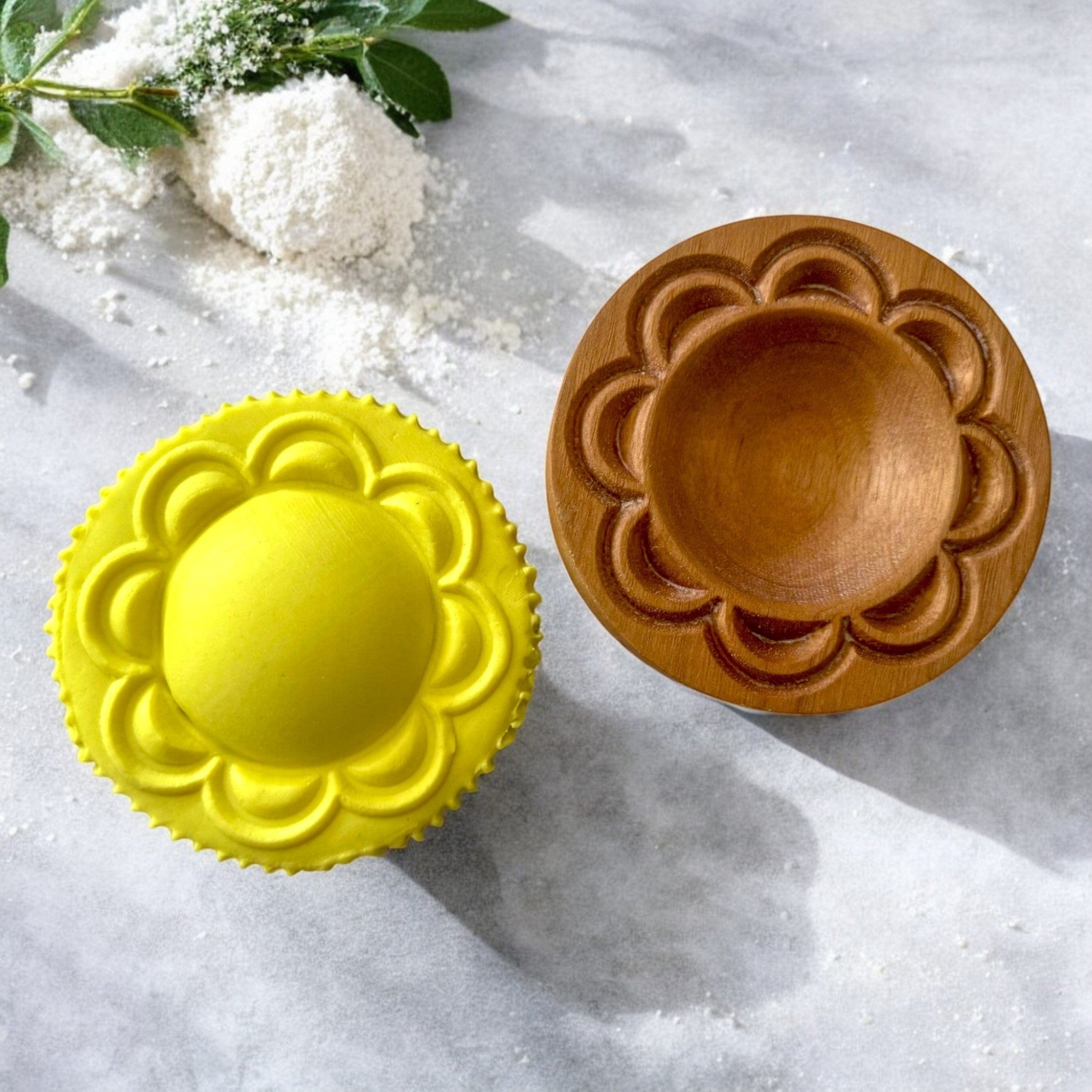 Artisan Ravioli Mold – Solid Wood, Detailed Design