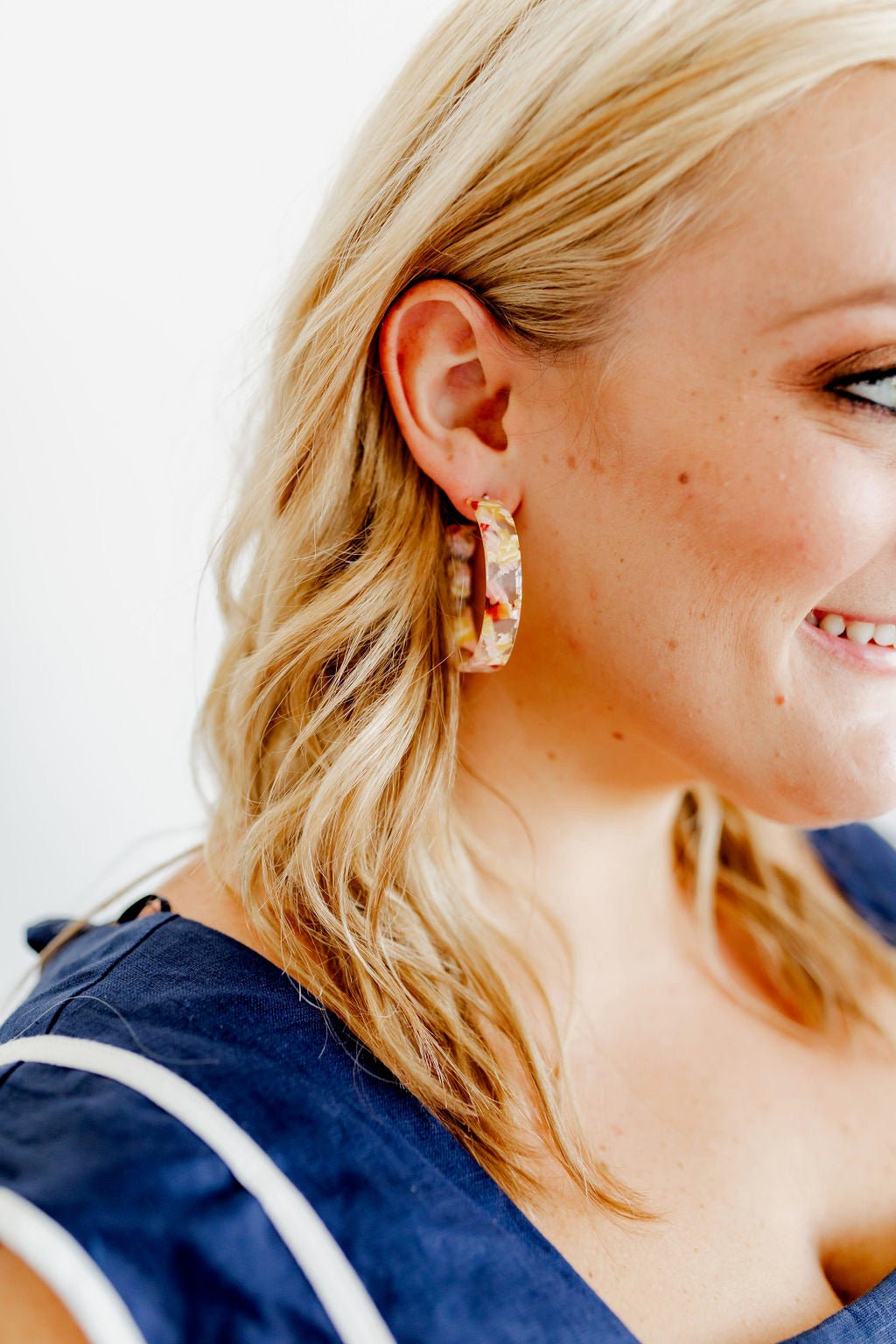 Ashley Medium Hoop Earrings - Autumn Bouquet