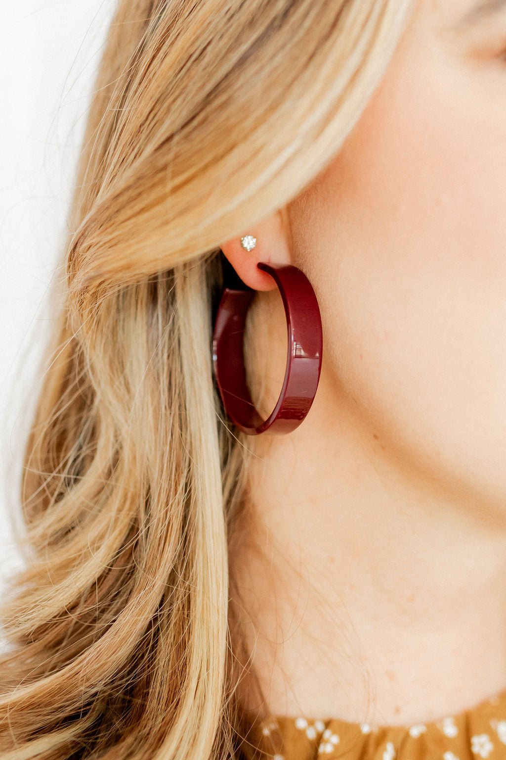 Ashley Medium Hoop Earrings - Maroon