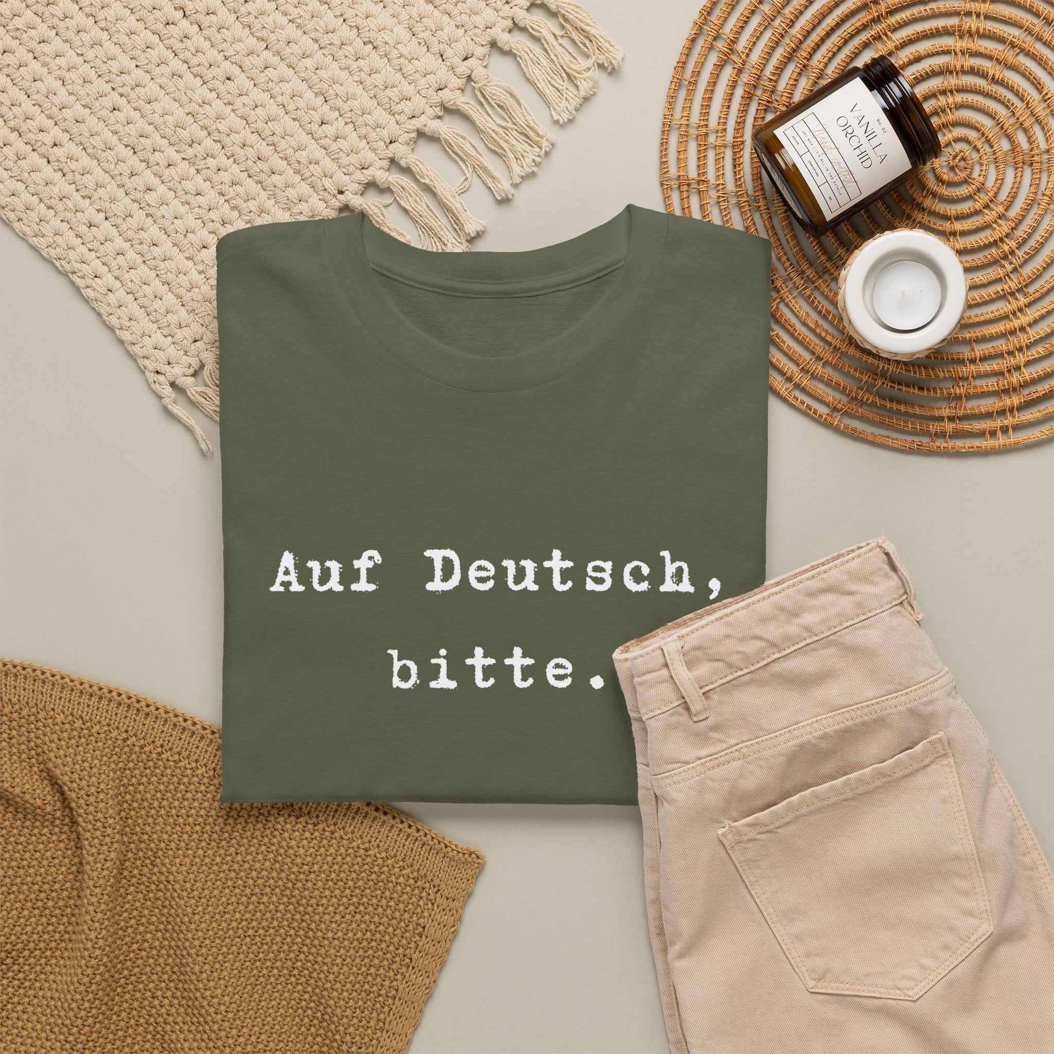 Auf Deutsch, bitte. German Language Tee Shirt, unisex top for German speakers T-Shirt La Vie Bien Auf Deutsch, bitte. German Language Tee Shirt, unisex top for German speakers