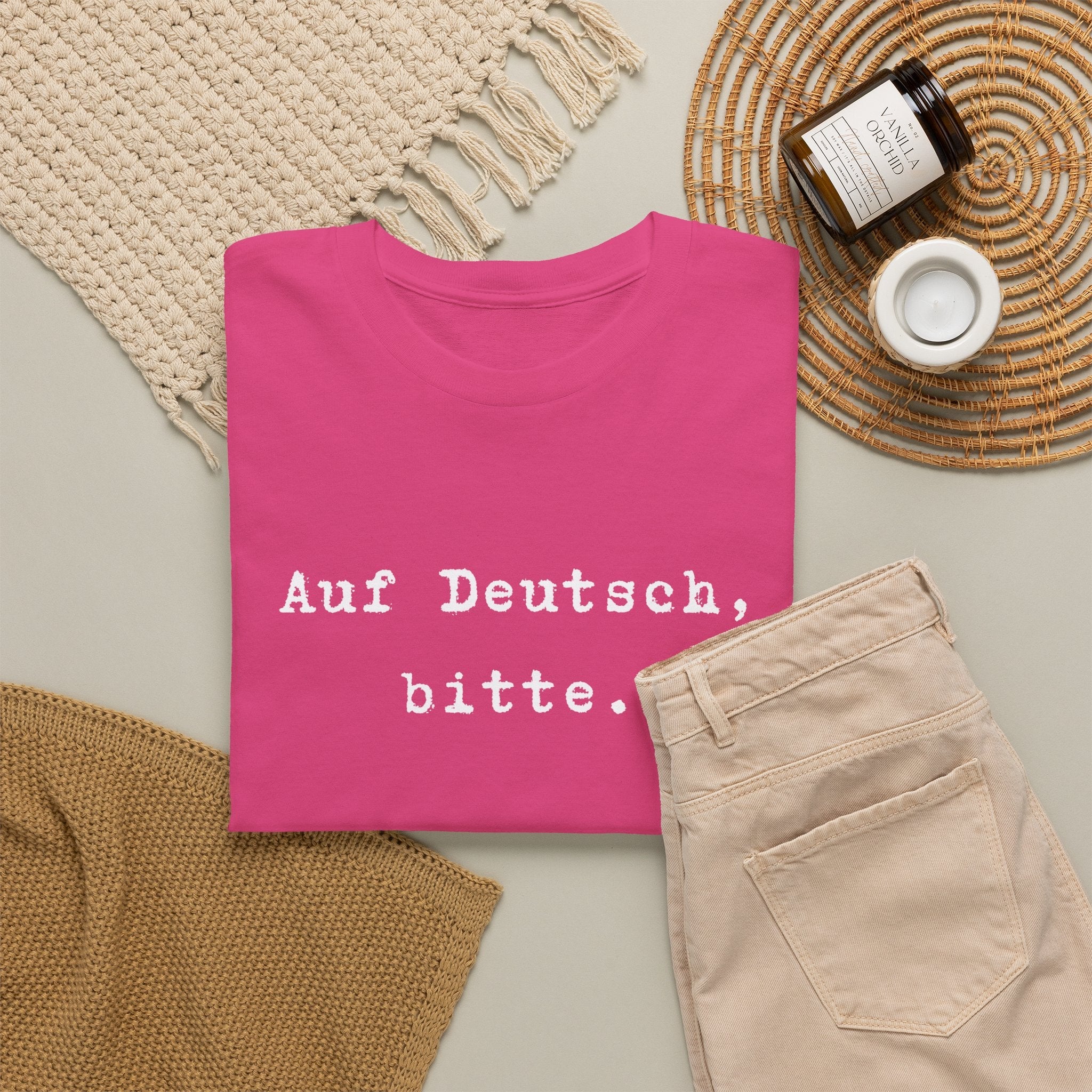 Auf Deutsch, bitte. German Language Tee Shirt, unisex top for German speakers T-Shirt La Vie Bien Auf Deutsch, bitte. German Language Tee Shirt, unisex top for German speakers