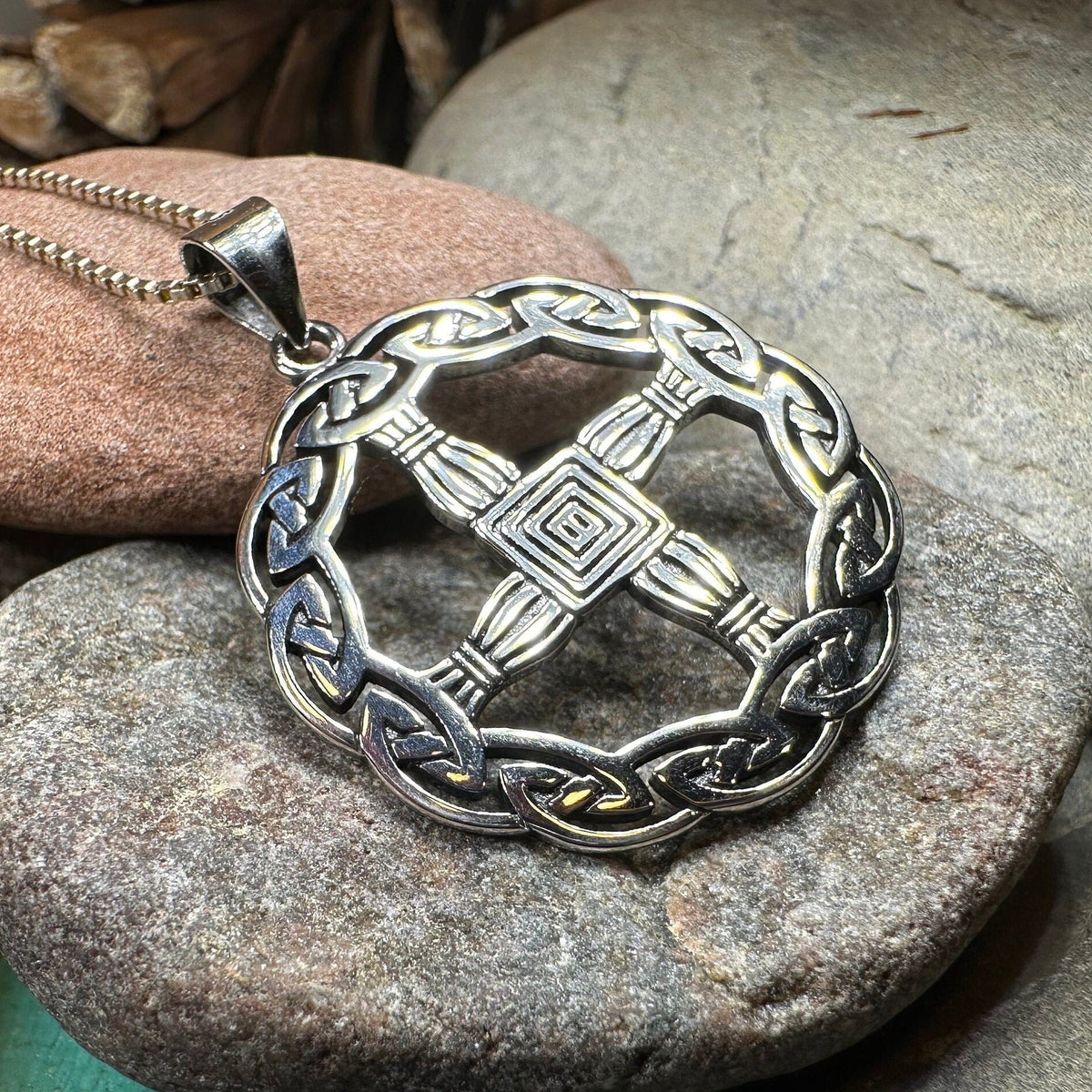 Aura Irish Saint Brigid's Cross Necklace in Sterling Silver Pendant La Vie Bien Aura Irish Saint Brigid's Cross Necklace in Sterling Silver