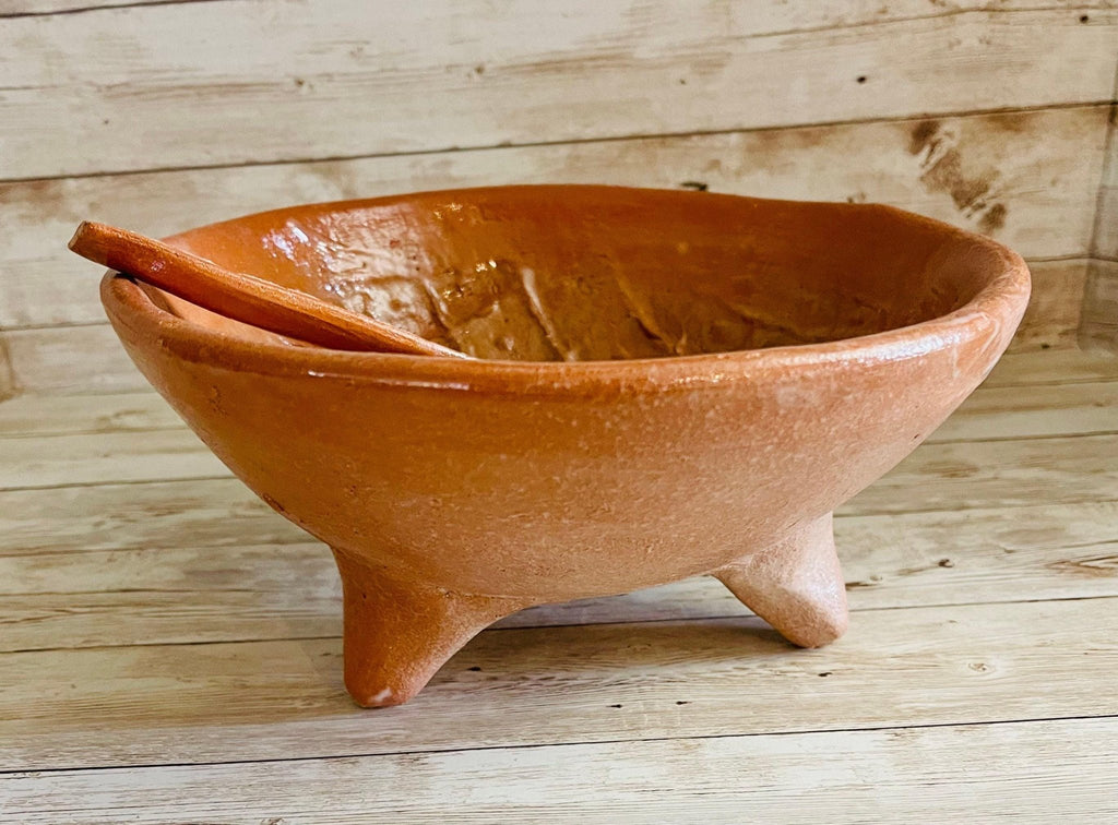 Authentic Mexican Molcajete with Spoon Molcajete Mexicano de Barro con Cuchara La Vie Bien Authentic Mexican Molcajete with Spoon Molcajete Mexicano de Barro con Cuchara