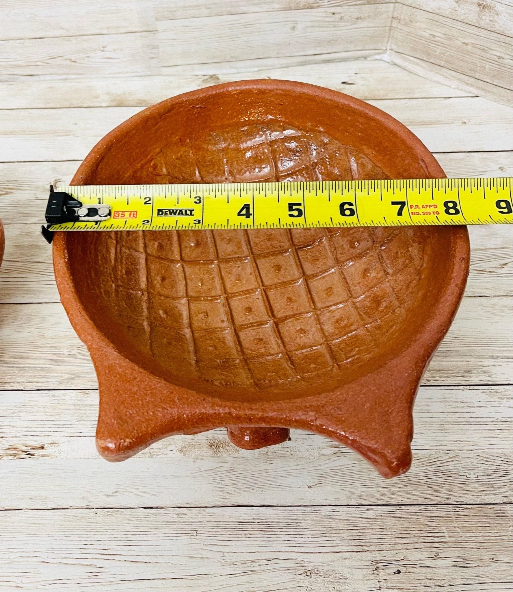 Authentic Mexican Pig Molcajete Molcajete Mexicano de Barro en Forna de Marranito La Vie Bien Authentic Mexican Pig Molcajete Molcajete Mexicano de Barro en Forna de Marranito