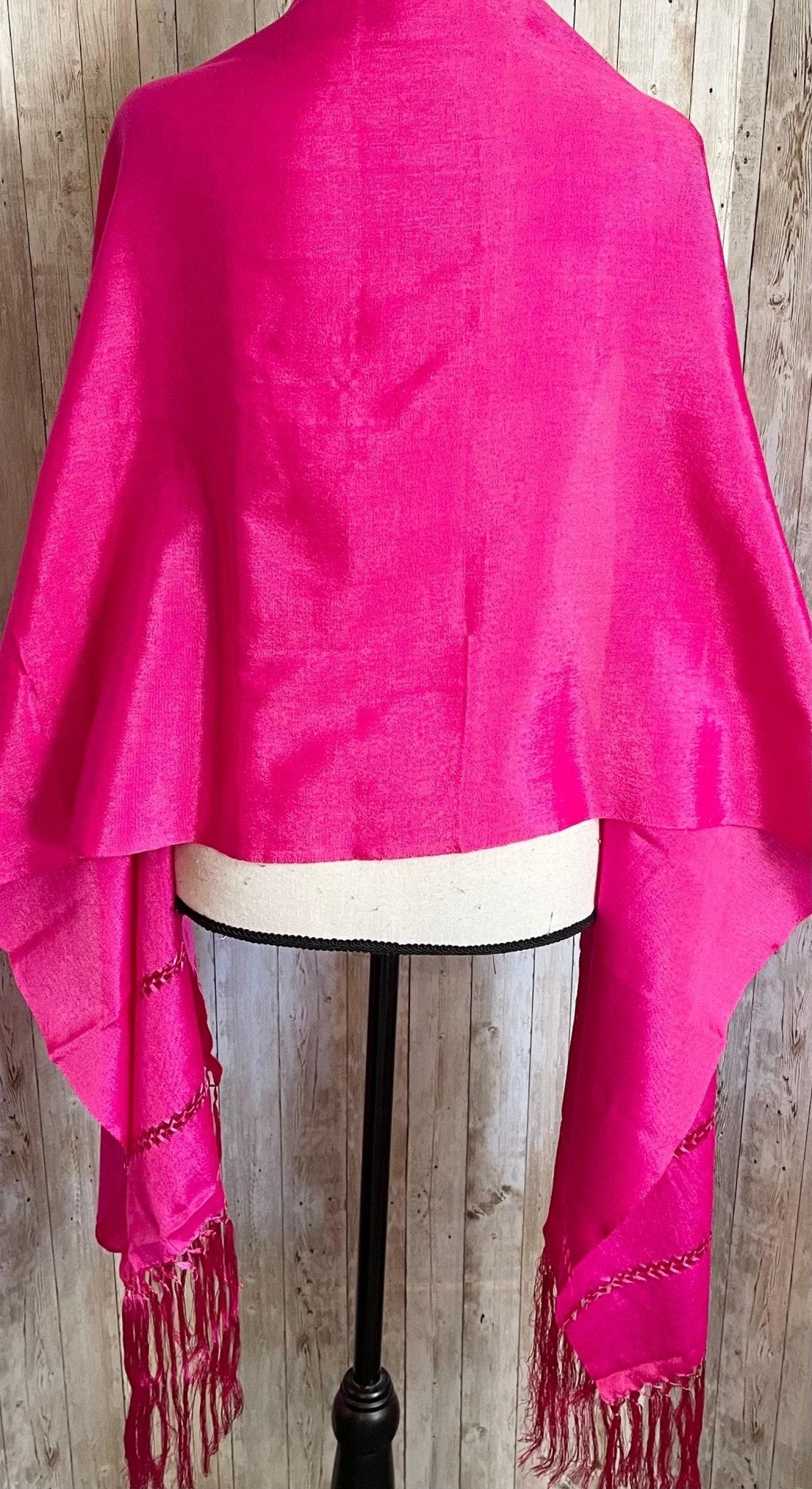 Authentic Mexican Silk Shawl Wrap Reboso Mexicano De Artiseda La Vie Bien Authentic Mexican Silk Shawl Wrap Reboso Mexicano De Artiseda
