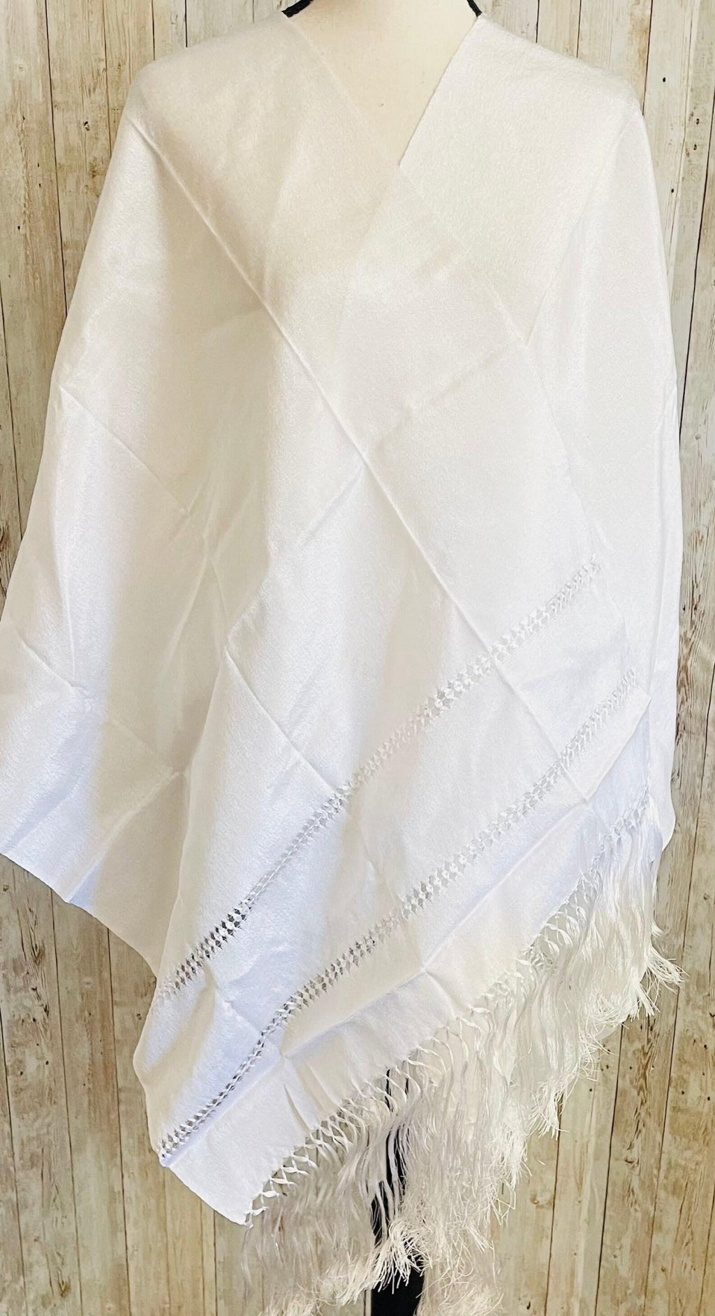 Authentic Mexican Silk Wrap Shawl Reboso Mexicano De Artiseda La Vie Bien Authentic Mexican Silk Wrap Shawl Reboso Mexicano De Artiseda