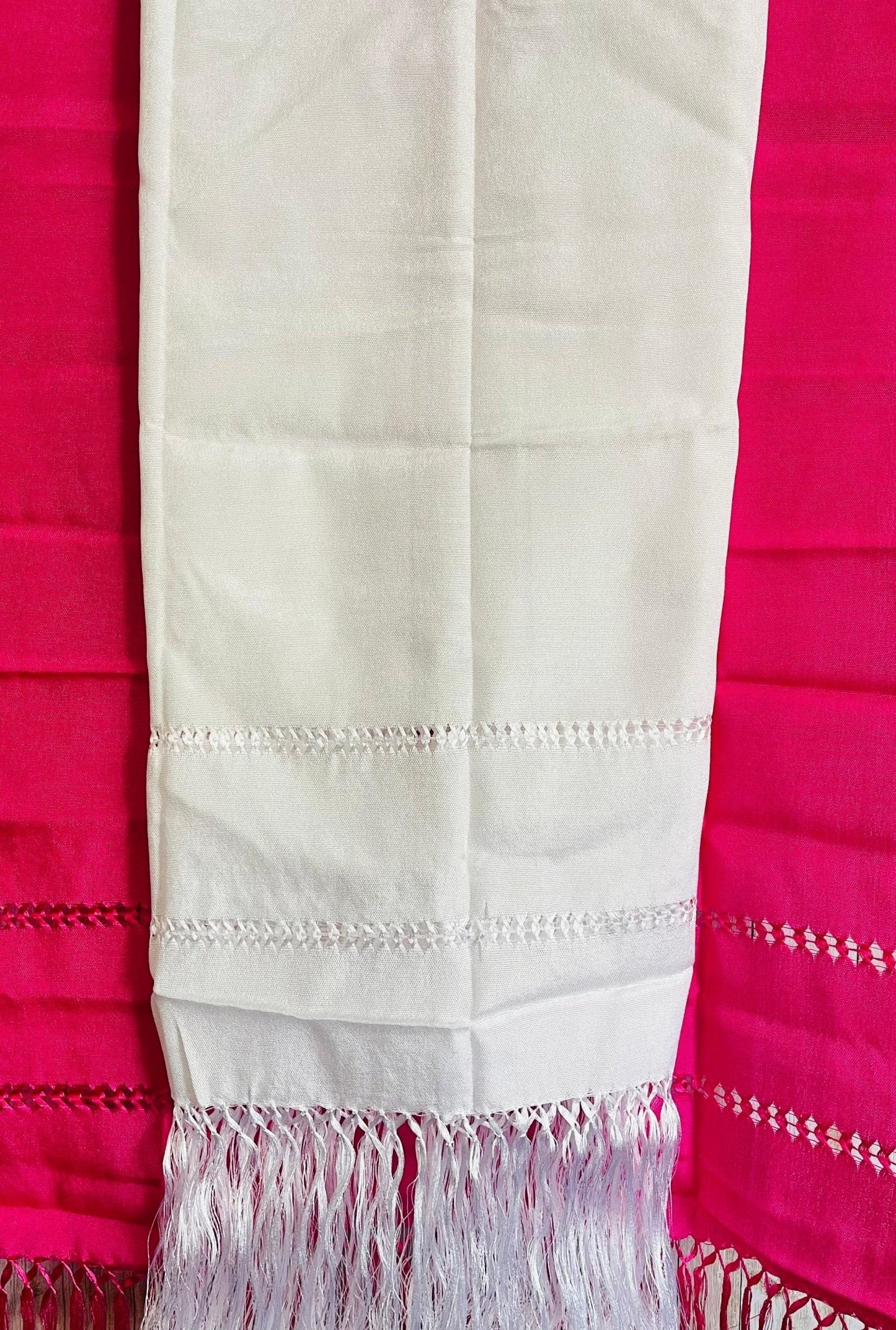 Authentic Mexican Silk Wrap Shawl Reboso Mexicano De Artiseda La Vie Bien Authentic Mexican Silk Wrap Shawl Reboso Mexicano De Artiseda