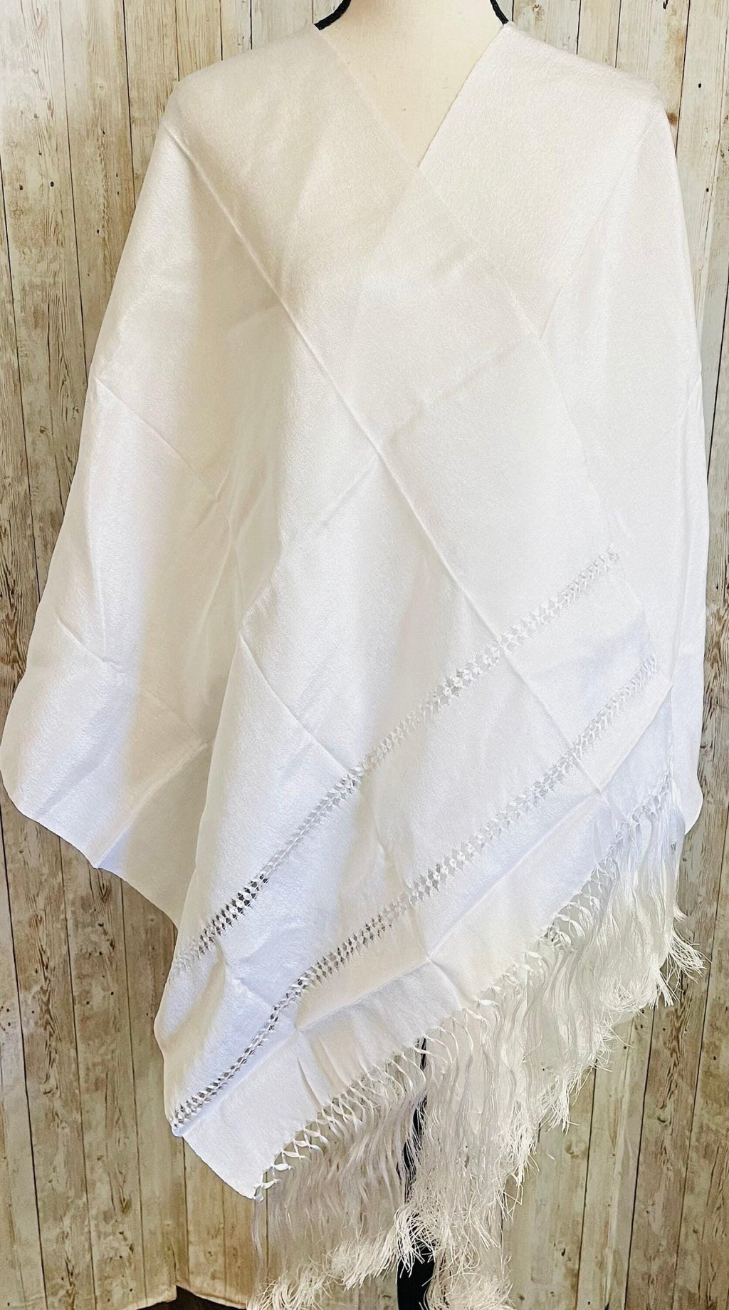 Authentic Mexican Silk Wrap Shawl Reboso Mexicano De Artiseda La Vie Bien Authentic Mexican Silk Wrap Shawl Reboso Mexicano De Artiseda