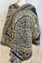 Aztec Calendar Mexican Shawl Wrap Reboso Artesanales Capas Pashima de Calendario Azteca La Vie Bien Aztec Calendar Mexican Shawl Wrap Reboso Artesanales Capas Pashima de Calendario Azteca