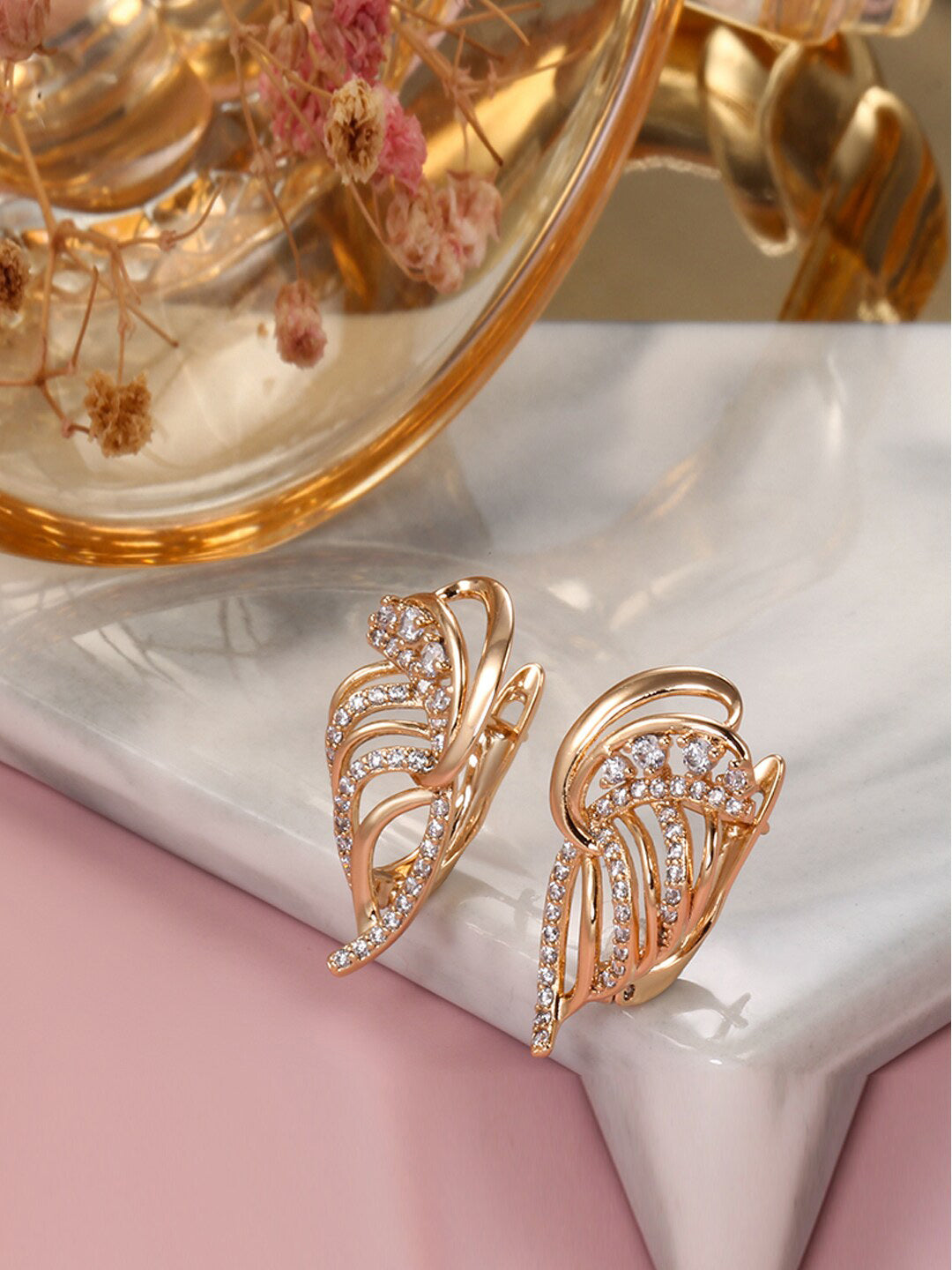 Shining Diva Gold-Polished Rose Zircon Earrings
