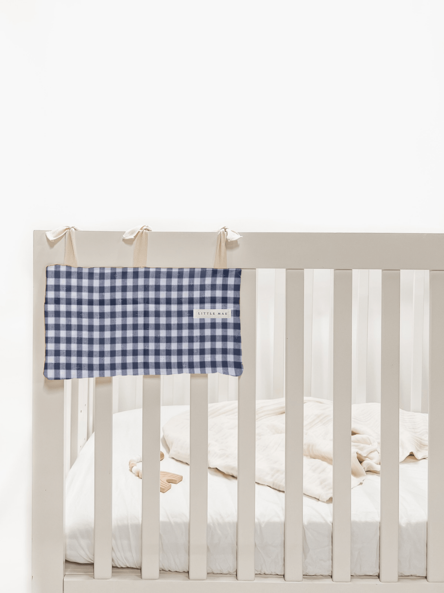 Baby Crib Diaper Caddy Storage Organizer Nursery Room Baby Crib Storage La Vie Bien Baby Crib Diaper Caddy Storage Organizer Nursery Room