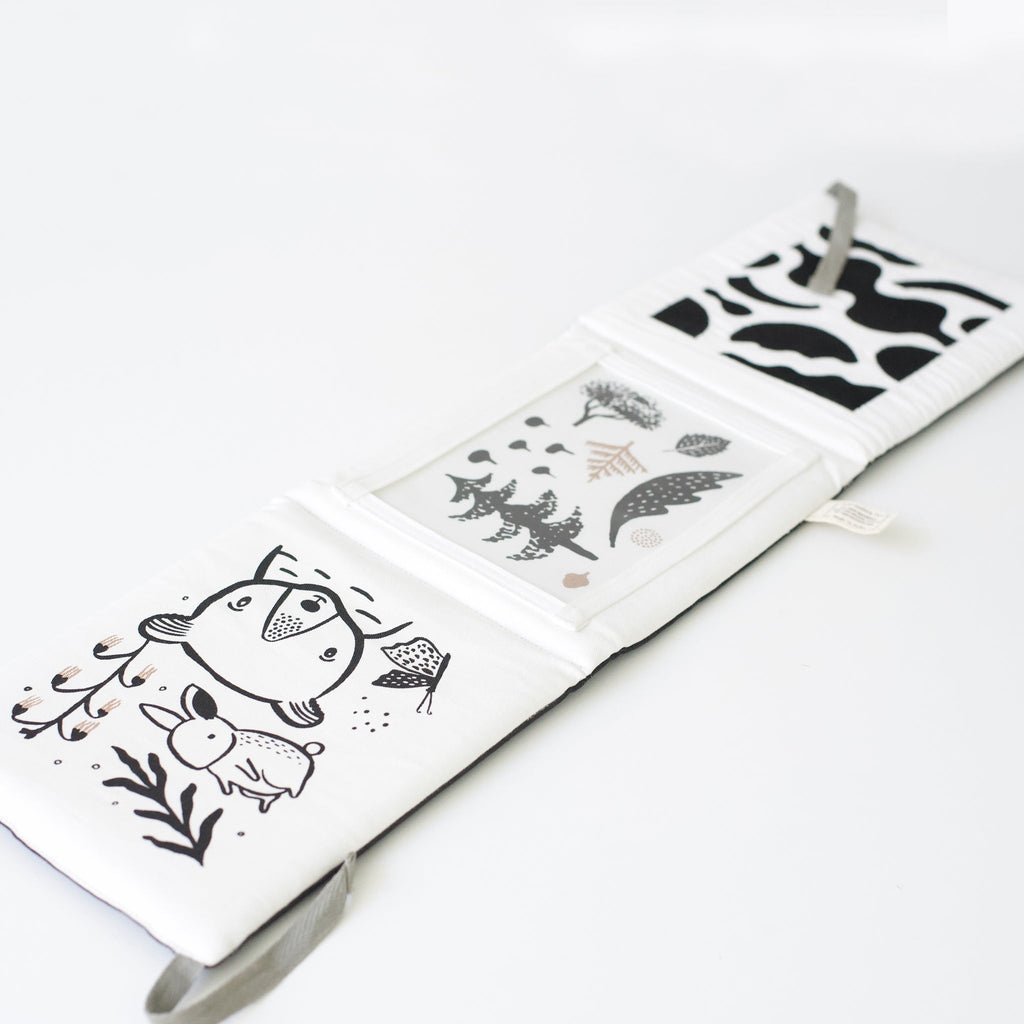 Baby Tummy Time Gallery with Mirror Bundle Gift Sets La Vie Bien Baby Tummy Time Gallery with Mirror Bundle
