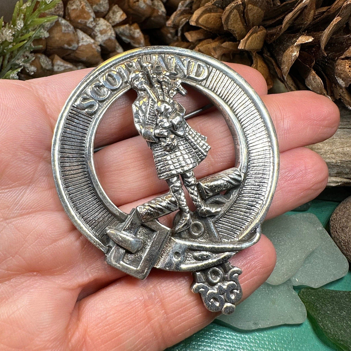 Bagpiper Scotland Brooch - Handmade in Scotland Brooch La Vie Bien Bagpiper Scotland Brooch - Handmade in Scotland