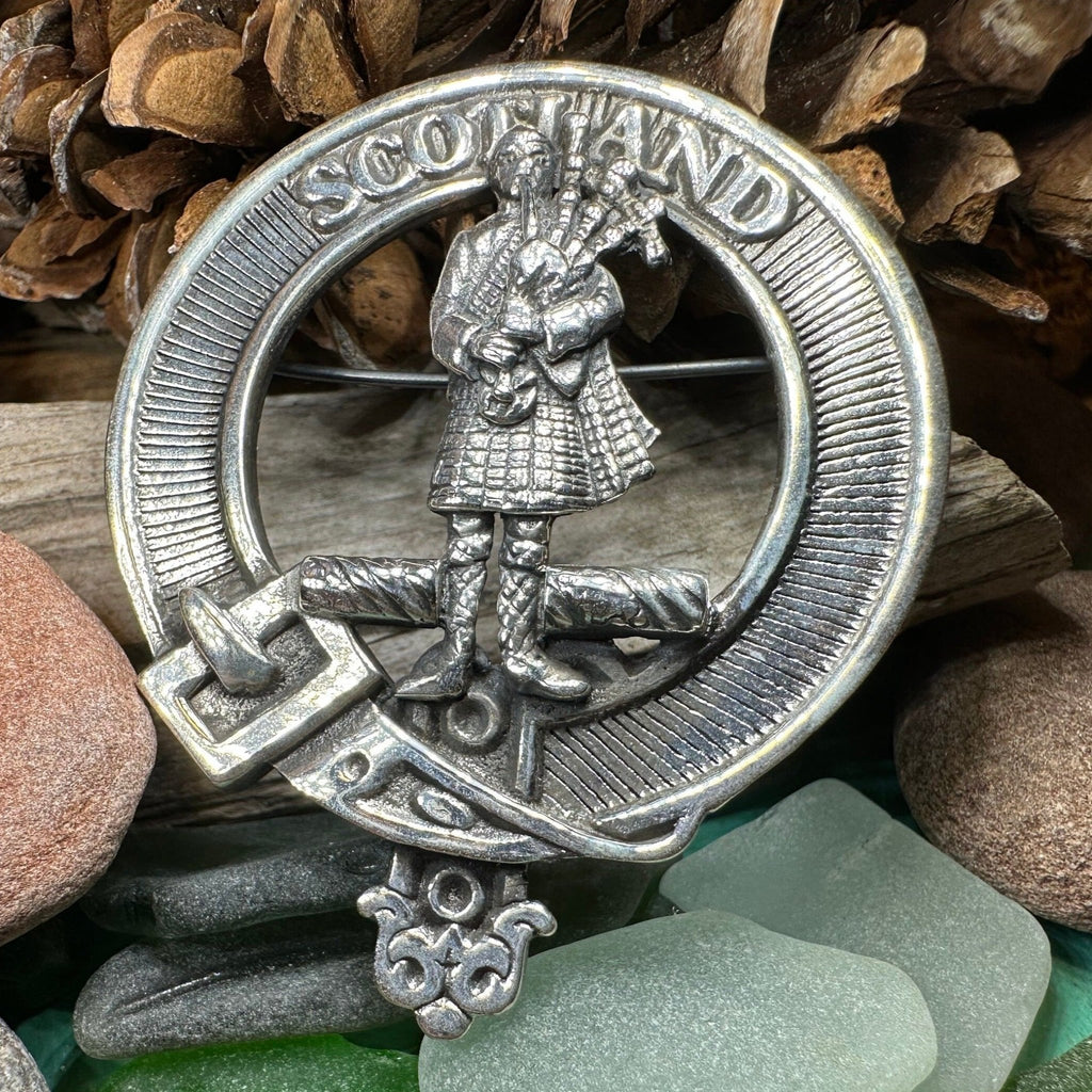 Bagpiper Scotland Brooch - Handmade in Scotland Brooch La Vie Bien Bagpiper Scotland Brooch - Handmade in Scotland