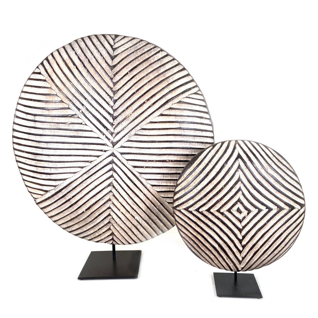 Bamileke Shield 12" Geometric Pattern La Vie Bien Bamileke Shield 12" Geometric Pattern