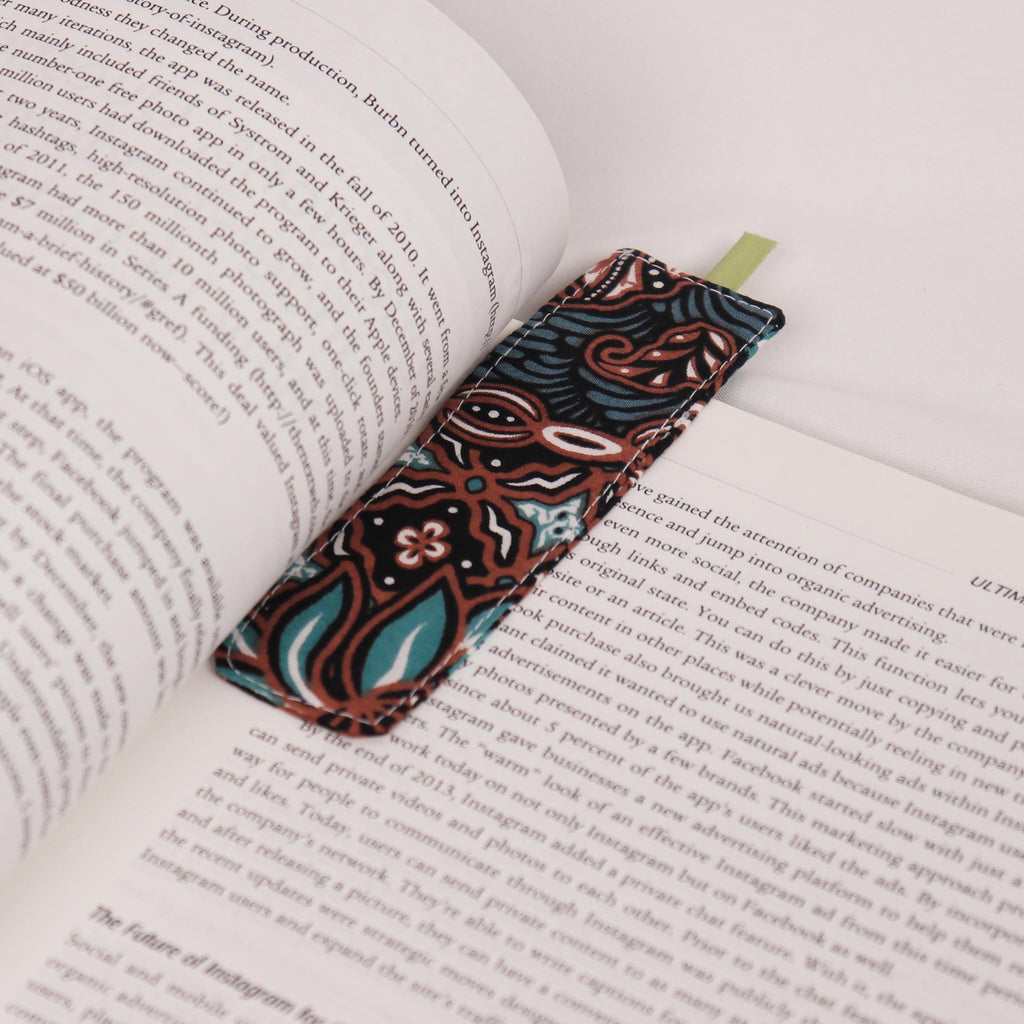 Batik Bookmark, Cotton Textile, Cloth Book Mark Blanket La Vie Bien Batik Bookmark, Cotton Textile, Cloth Book Mark