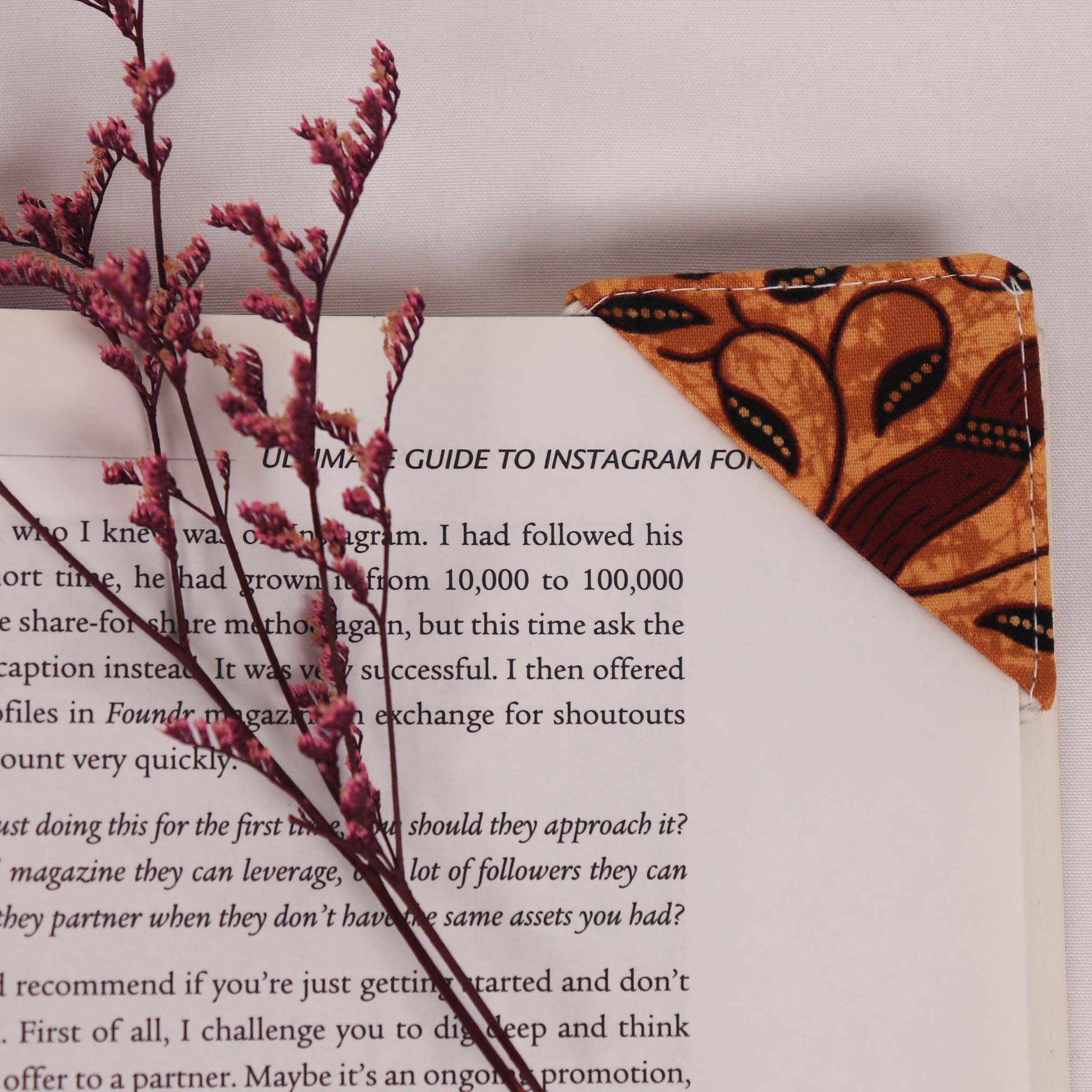 Batik Textile Cloth Corner Bookmark, Book Mark Blanket La Vie Bien Batik Textile Cloth Corner Bookmark, Book Mark