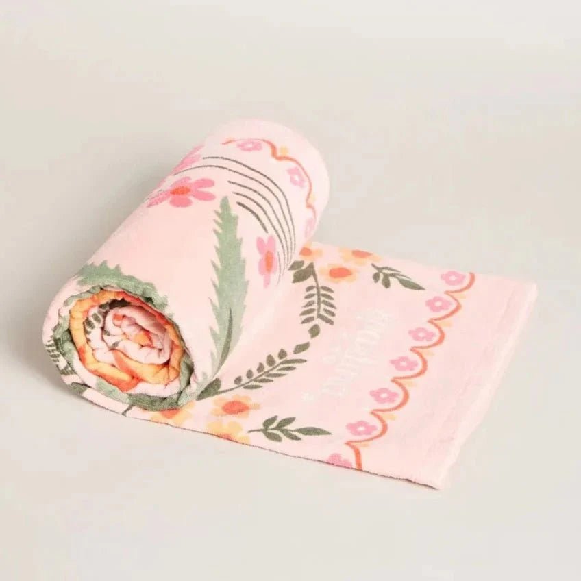 Beach Towel - Alljoy Landing Pineapple Beach Towel La Vie Bien Beach Towel - Alljoy Landing Pineapple
