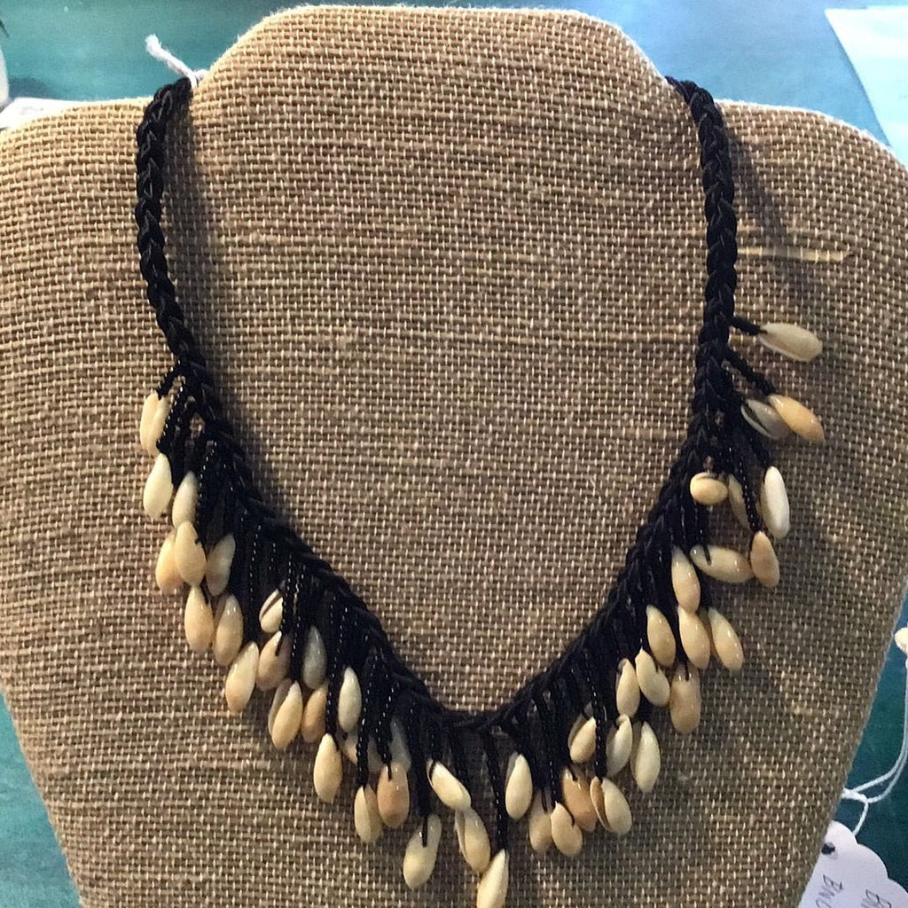 Beaded Rice Shell Necklace and Bracelet La Vie Bien Beaded Rice Shell Necklace and Bracelet
