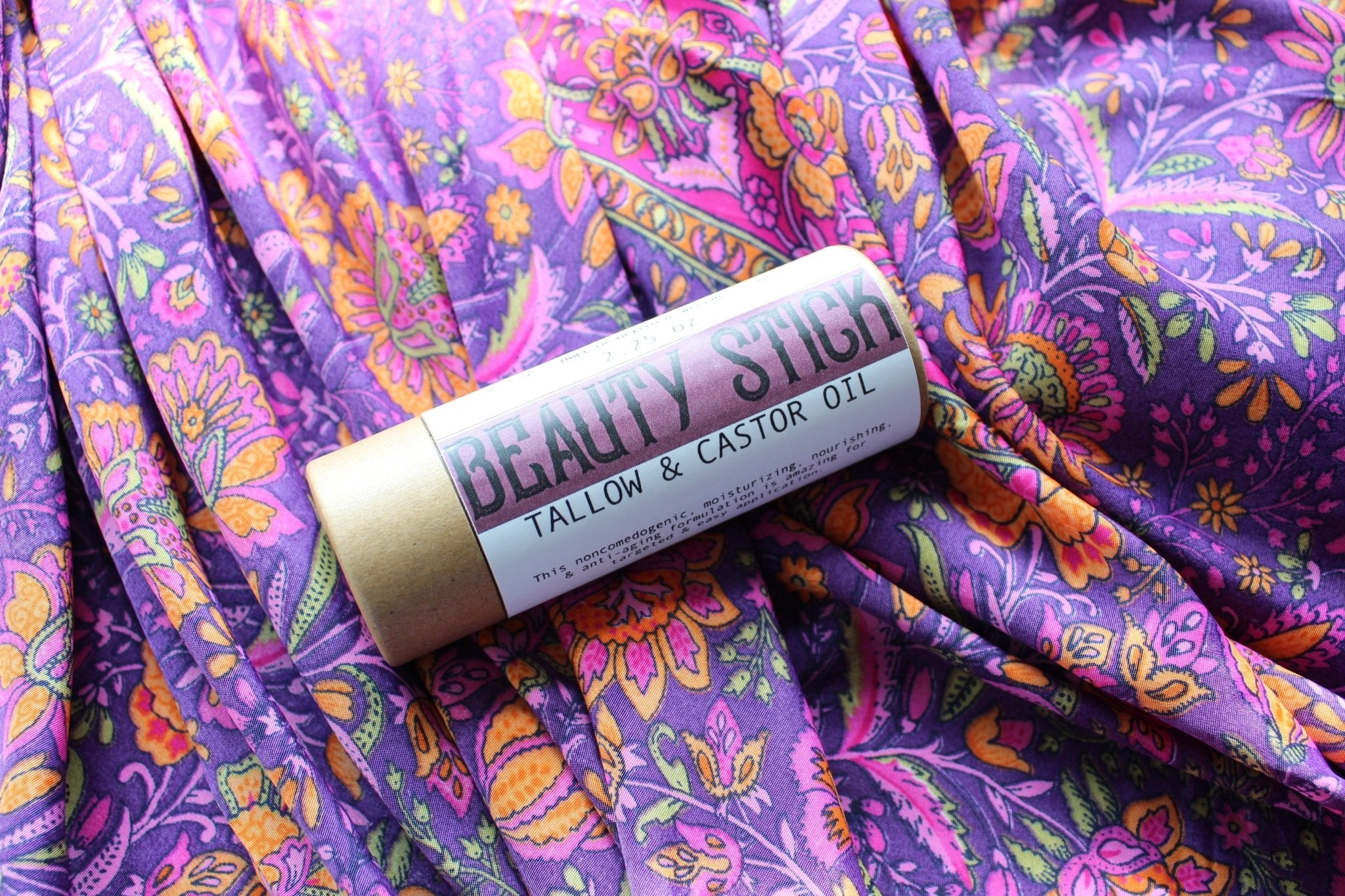 Beauty Stick | Tallow | Castor Oil | Anti-Aging moisturizer La Vie Bien Beauty Stick | Tallow | Castor Oil | Anti-Aging