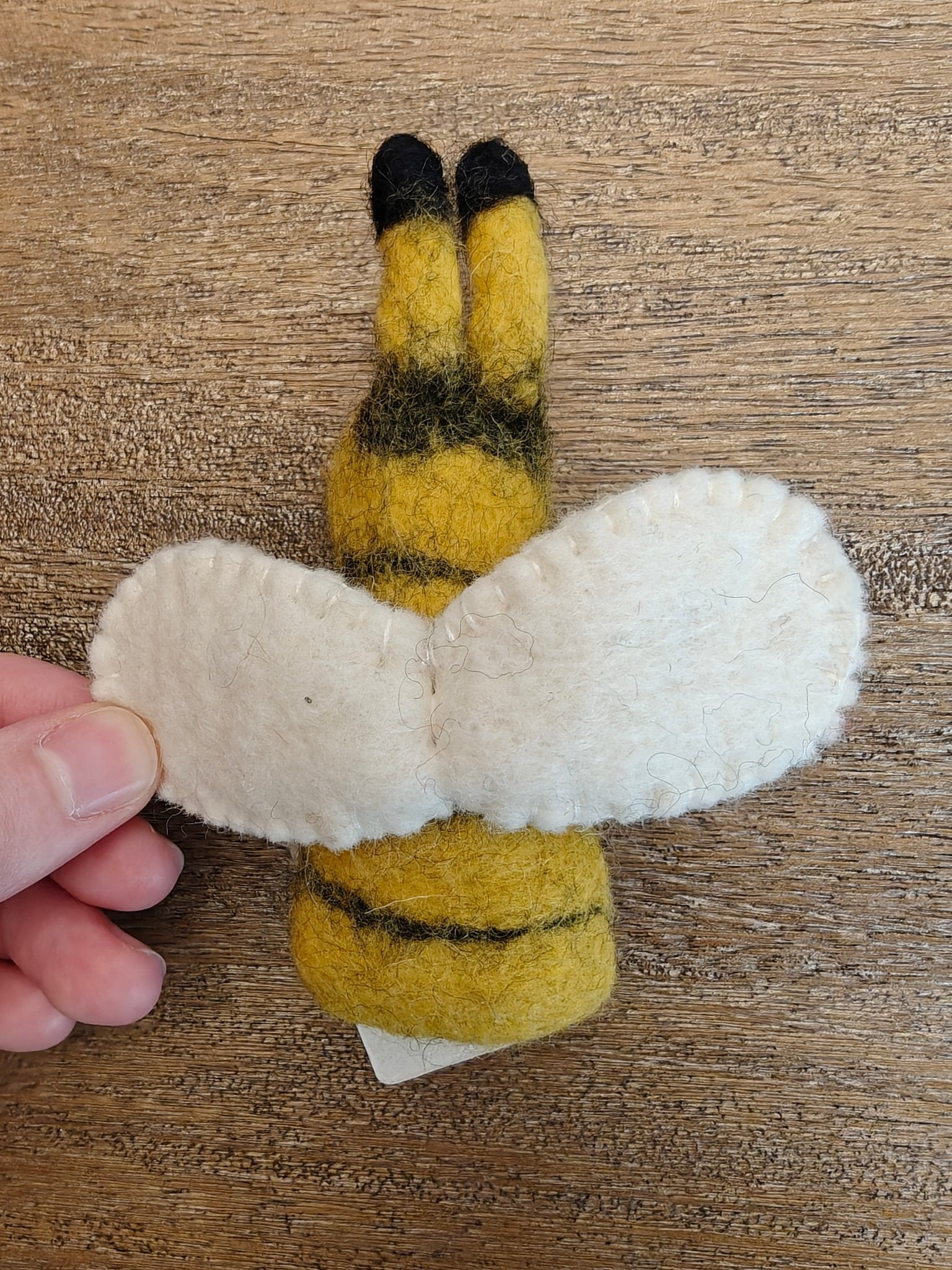 Bee handmade felt Finger Puppet - Sensory Play for kids - Magic Meadow collection La Vie Bien Bee handmade felt Finger Puppet - Sensory Play for kids - Magic Meadow collection
