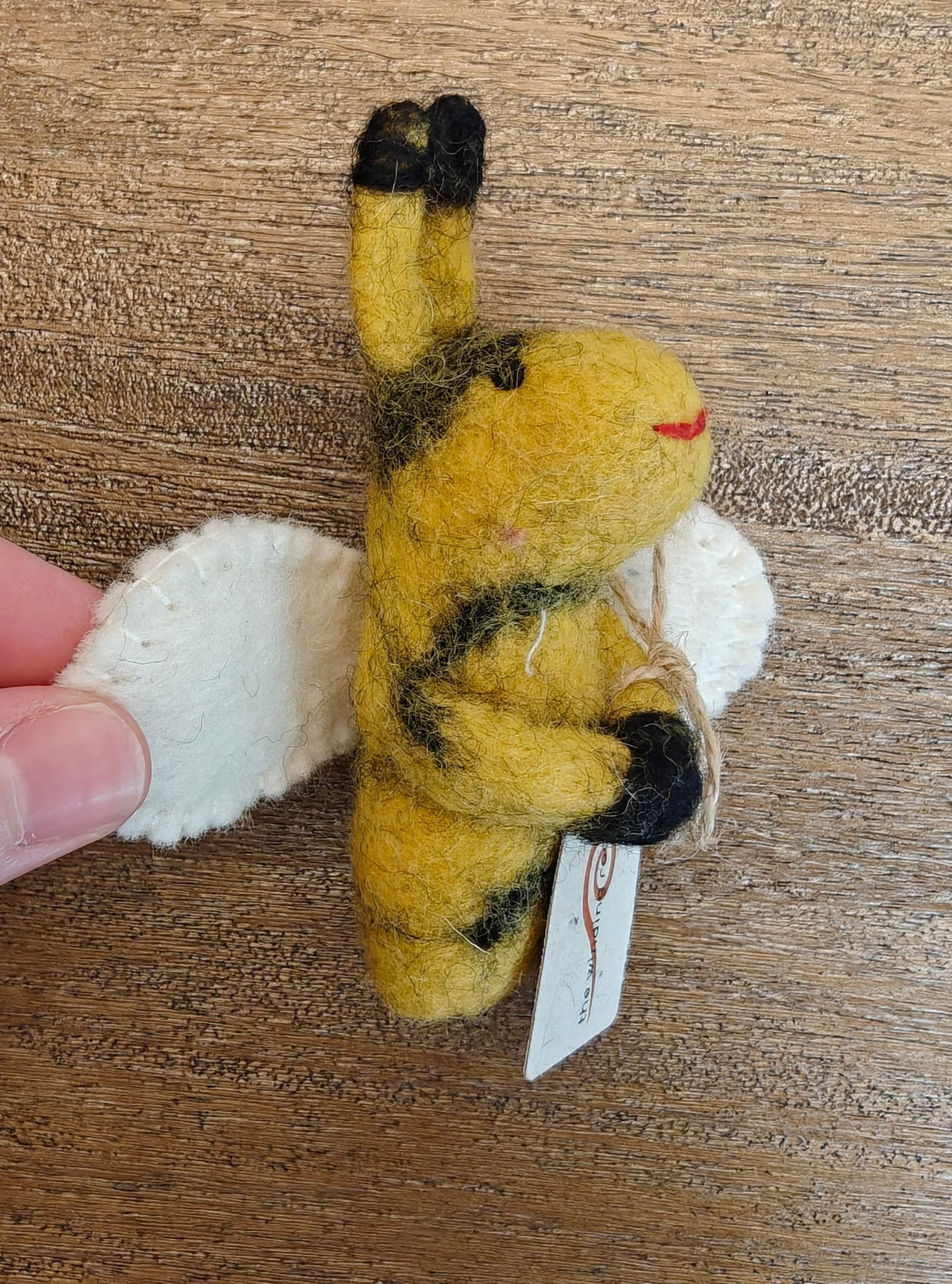 Bee handmade felt Finger Puppet - Sensory Play for kids - Magic Meadow collection La Vie Bien Bee handmade felt Finger Puppet - Sensory Play for kids - Magic Meadow collection