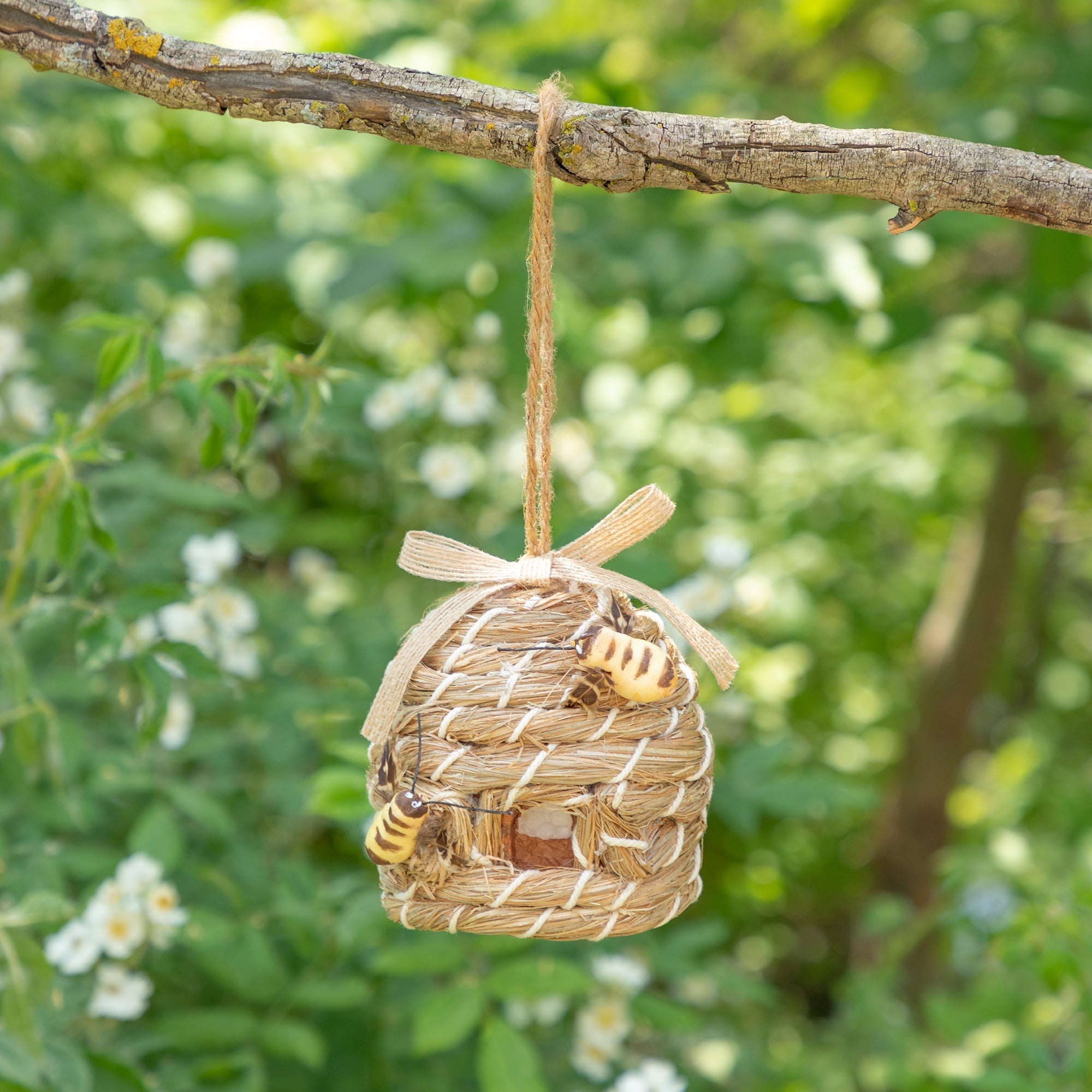 Beehive Birdhouse Backyard Habitat La Vie Bien Beehive Birdhouse
