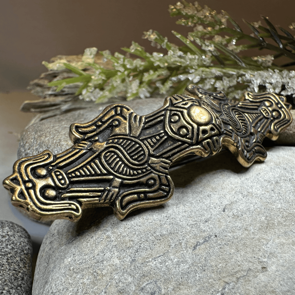 Birka Celtic Viking Brooch - Bronze Historical Reproduction Pin Brooch La Vie Bien Birka Celtic Viking Brooch - Bronze Historical Reproduction Pin