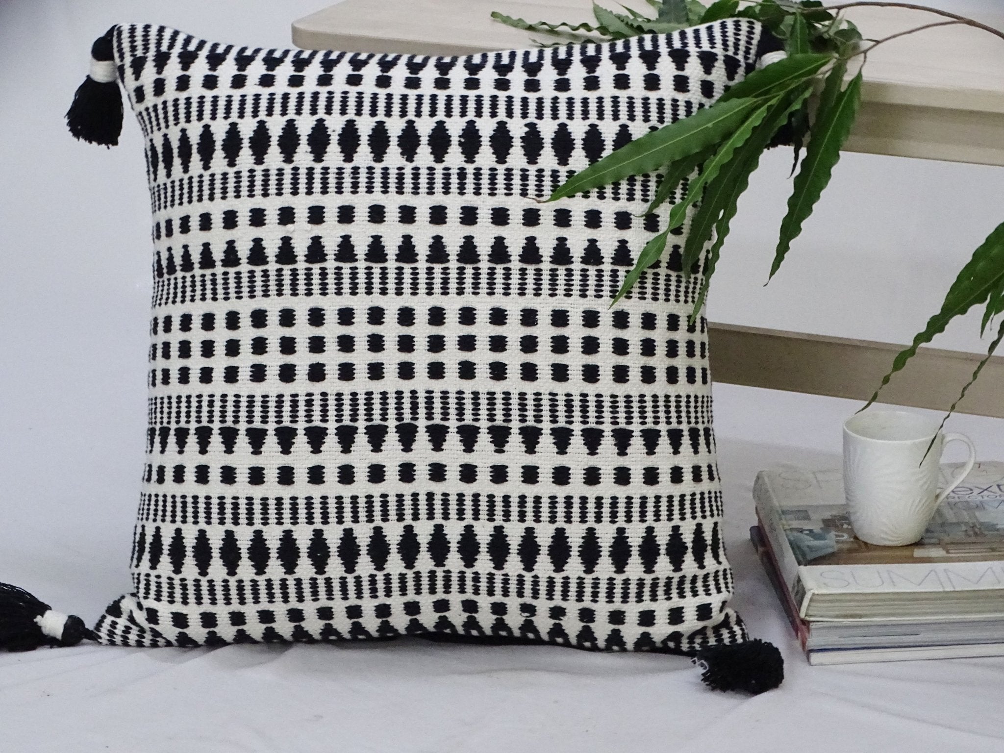 Black 22" X 22" Throw Pillow for couch with Tassels-Winter Throw Pillow La Vie Bien Black 22" X 22" Throw Pillow for couch with Tassels-Winter