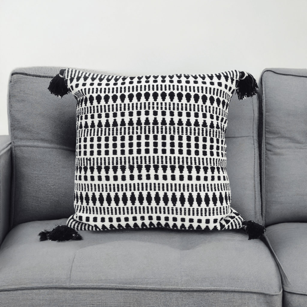 Black 22" X 22" Throw Pillow for couch with Tassels-Winter Throw Pillow La Vie Bien Black 22" X 22" Throw Pillow for couch with Tassels-Winter