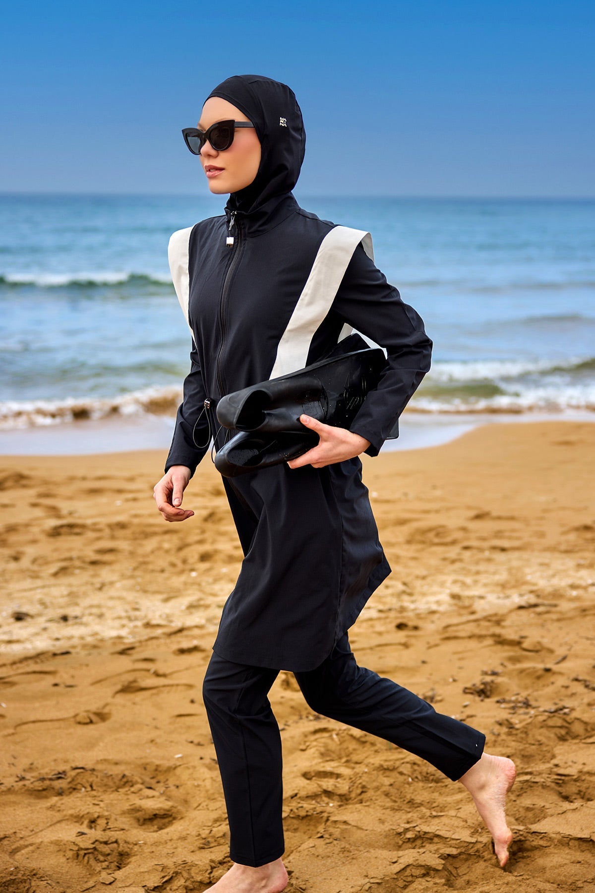 Black Adjustable Waist Modest Burkini Set M2526-1 Covered Burkini Swimwear La Vie Bien Black Adjustable Waist Modest Burkini Set M2526-1