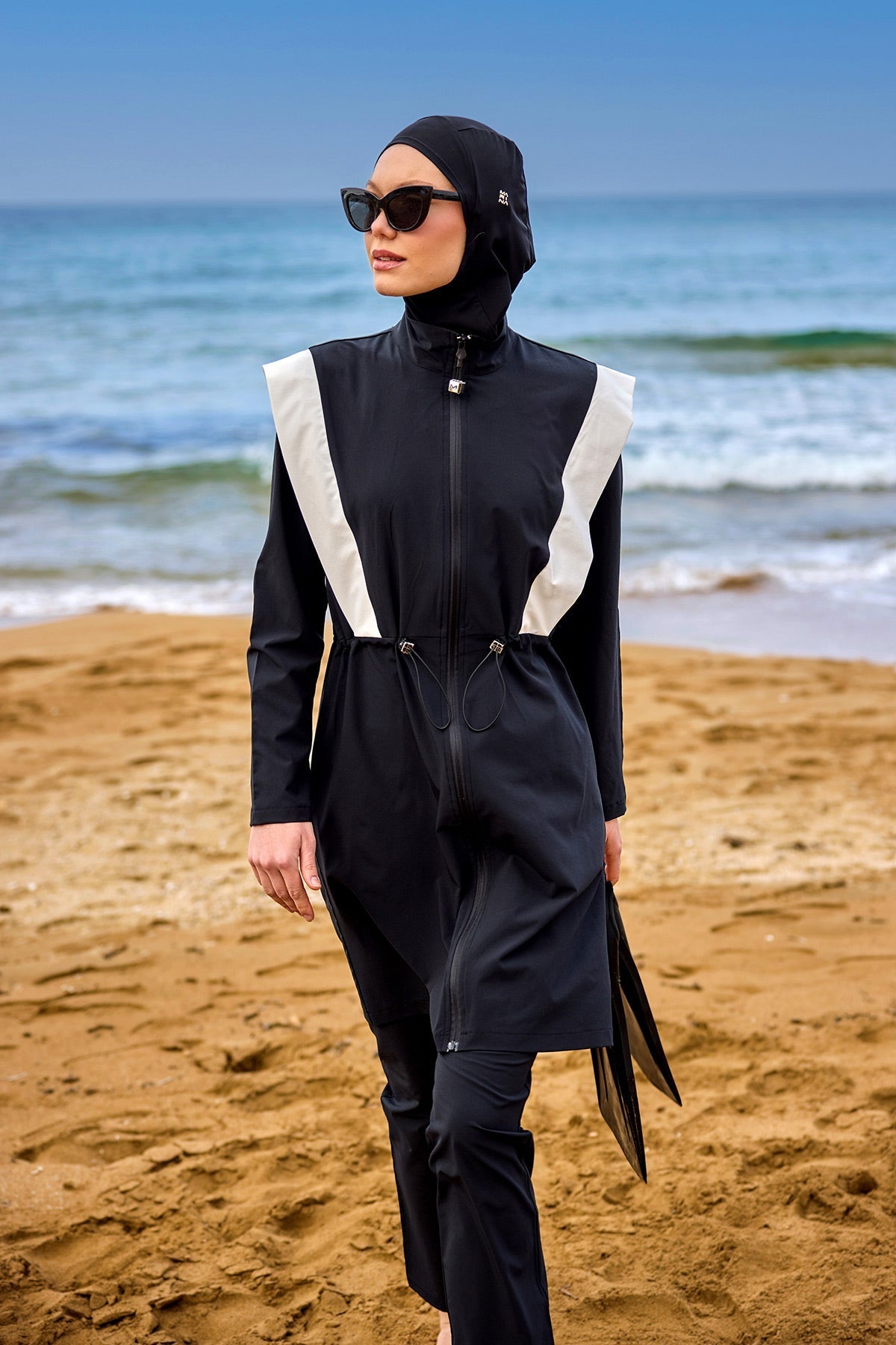 Black Adjustable Waist Modest Burkini Set M2526-1 Covered Burkini Swimwear La Vie Bien Black Adjustable Waist Modest Burkini Set M2526-1