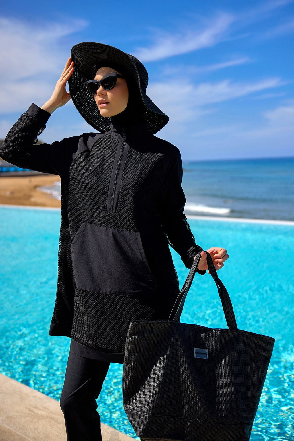 Black Faux Leather Beach Bag with Zipper CA2502-1 Plaj Çanta La Vie Bien Black Faux Leather Beach Bag with Zipper CA2502-1